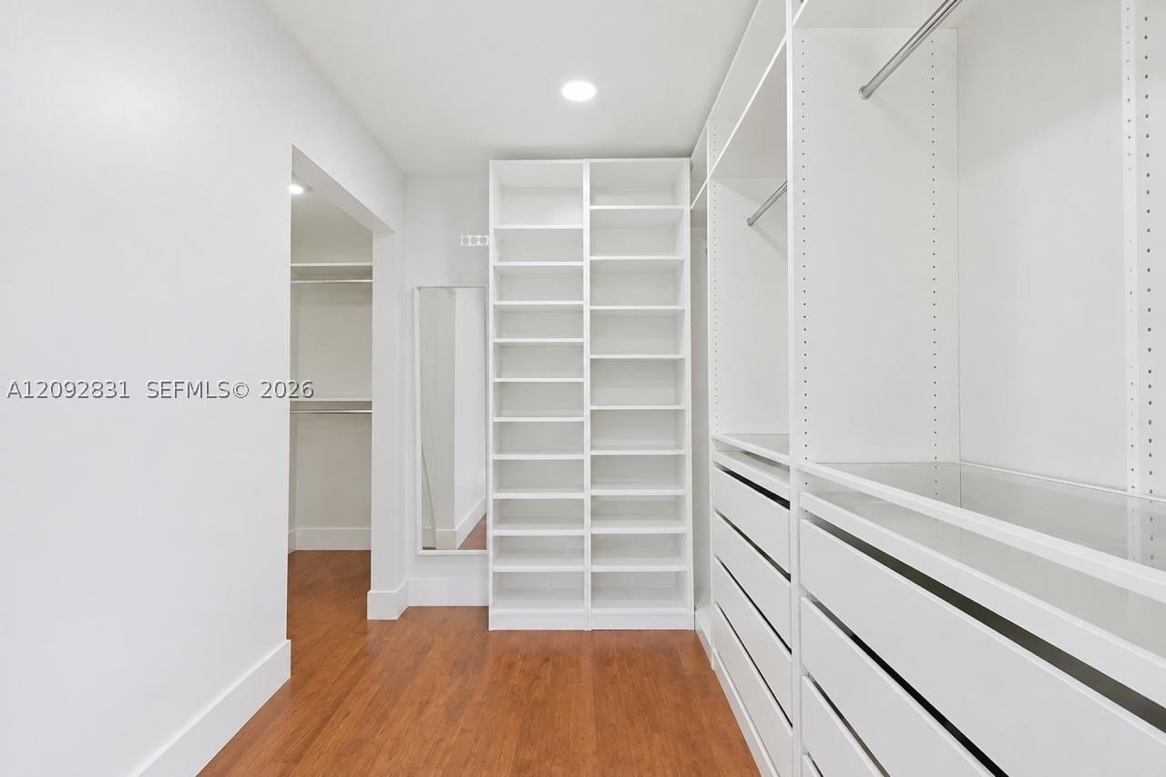 Real estate property located at 1612 Blue Jay Cir, Broward, Sector 2-parcels 1 2 3 4, Weston, FL