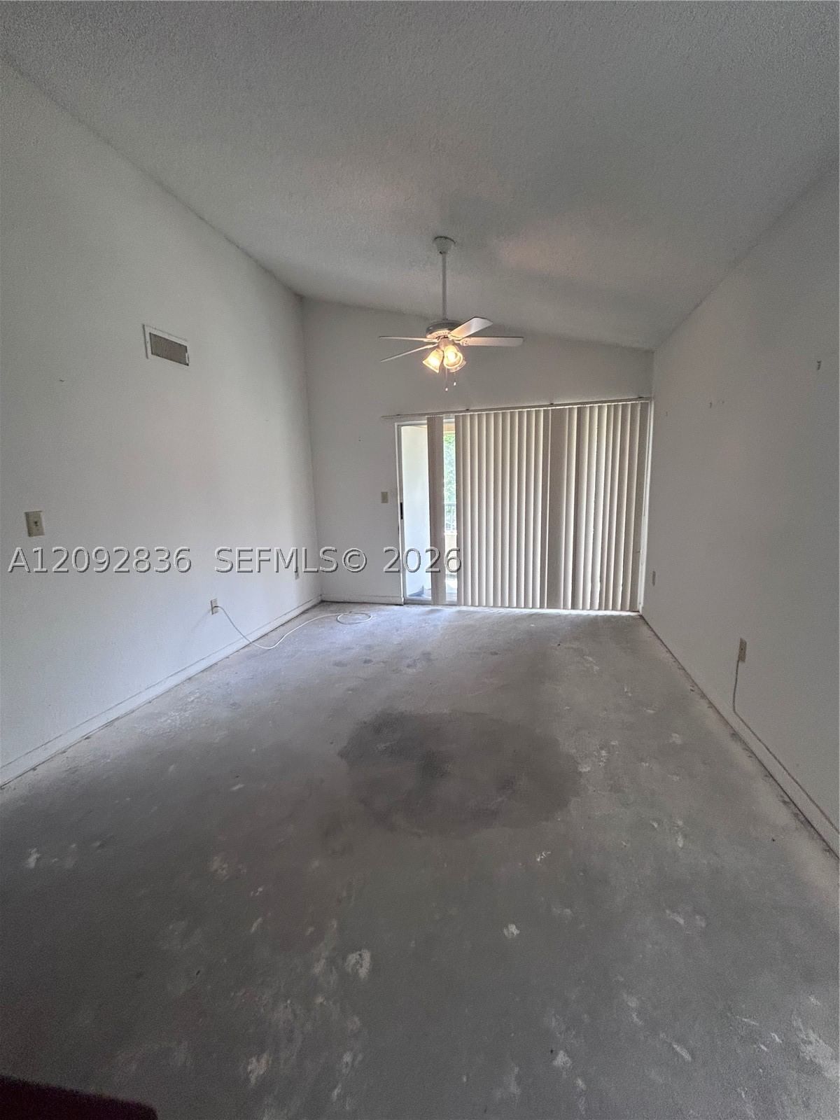 Real estate property located at 2890 Oakland Forest Dr #202, Broward, Lakeview Club Condo, Oakland Park, FL