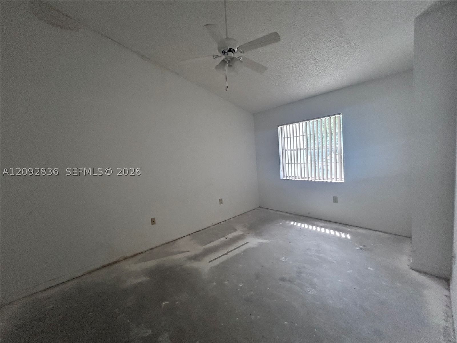 Real estate property located at 2890 Oakland Forest Dr #202, Broward, Lakeview Club Condo, Oakland Park, FL