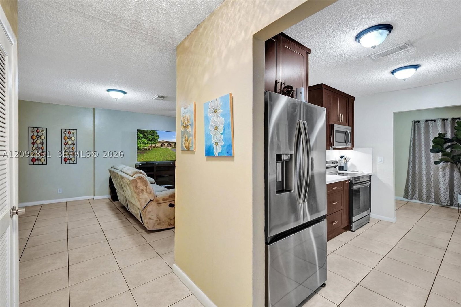 Real estate property located at 4620 43rd Ter, Broward, Gold Coast Twin Villas We, Dania Beach, FL