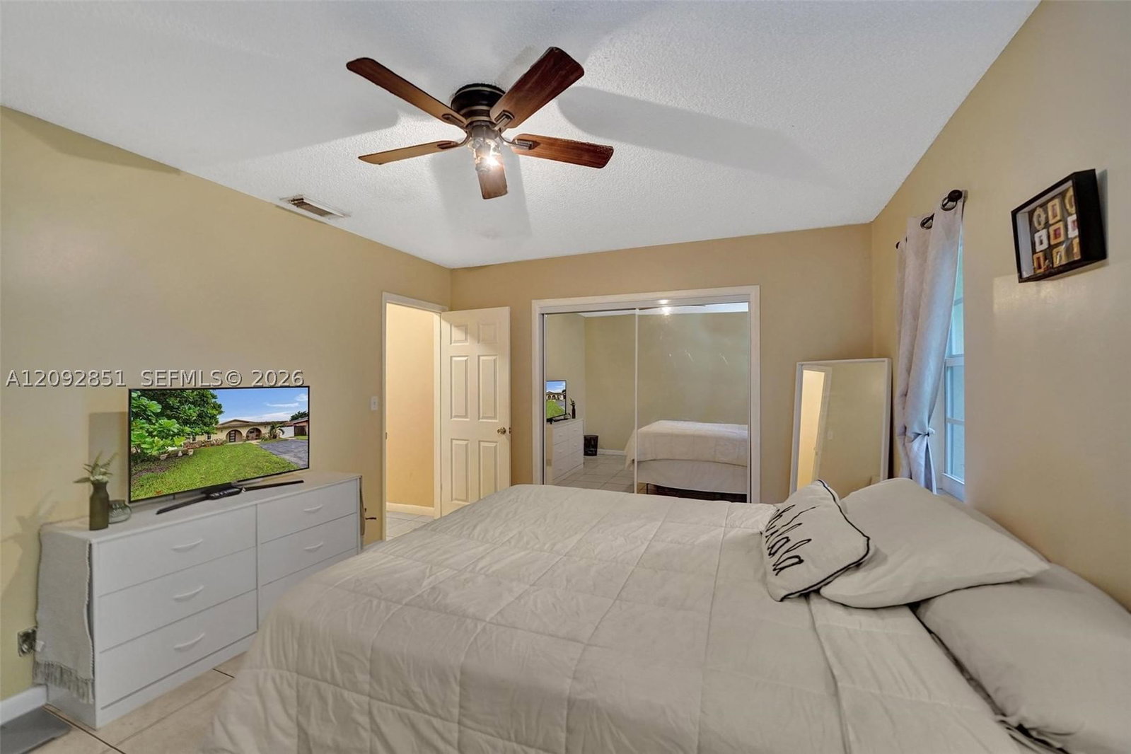 Real estate property located at 4620 43rd Ter, Broward, Gold Coast Twin Villas We, Dania Beach, FL