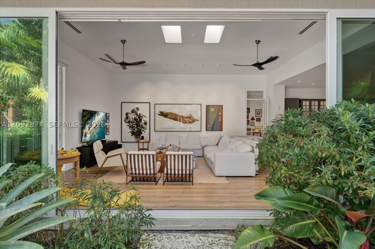 Real estate property located at 4801 74th Ter, Miami-dade, Ponce Road Estates, Miami, FL