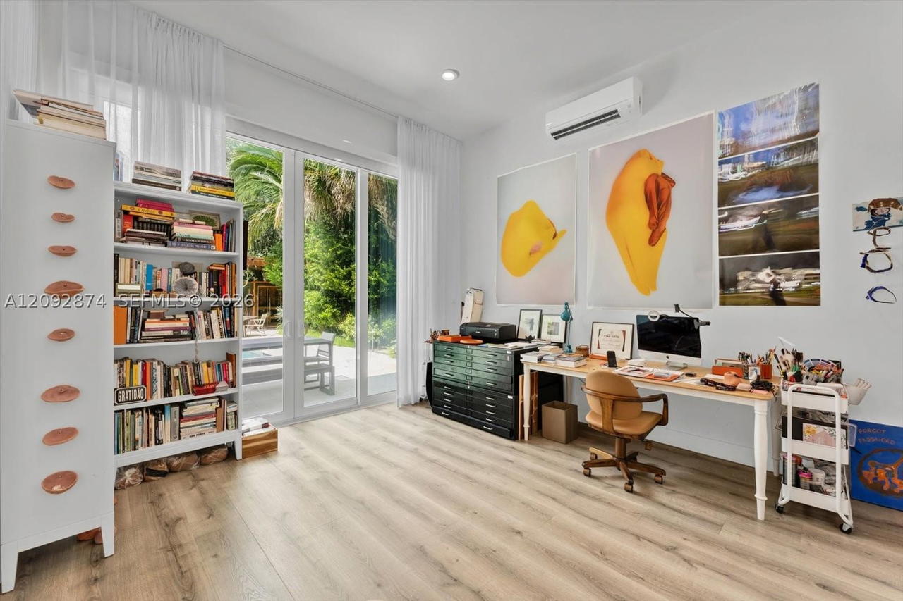 Real estate property located at 4801 74th Ter, Miami-dade, Ponce Road Estates, Miami, FL