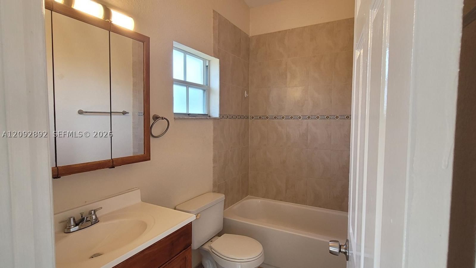 Real estate property located at 5829 Grant St, Broward, Hollywood Beach Heights S, Hollywood, FL