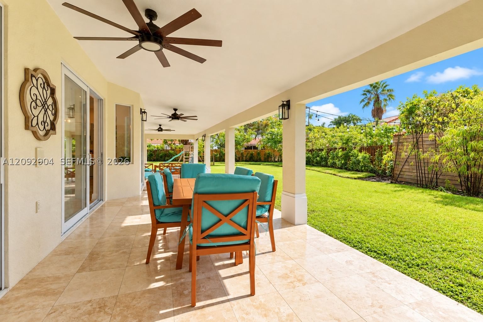 Real estate property located at 10600 54th St, Miami-dade, Doral Sands, Doral, FL