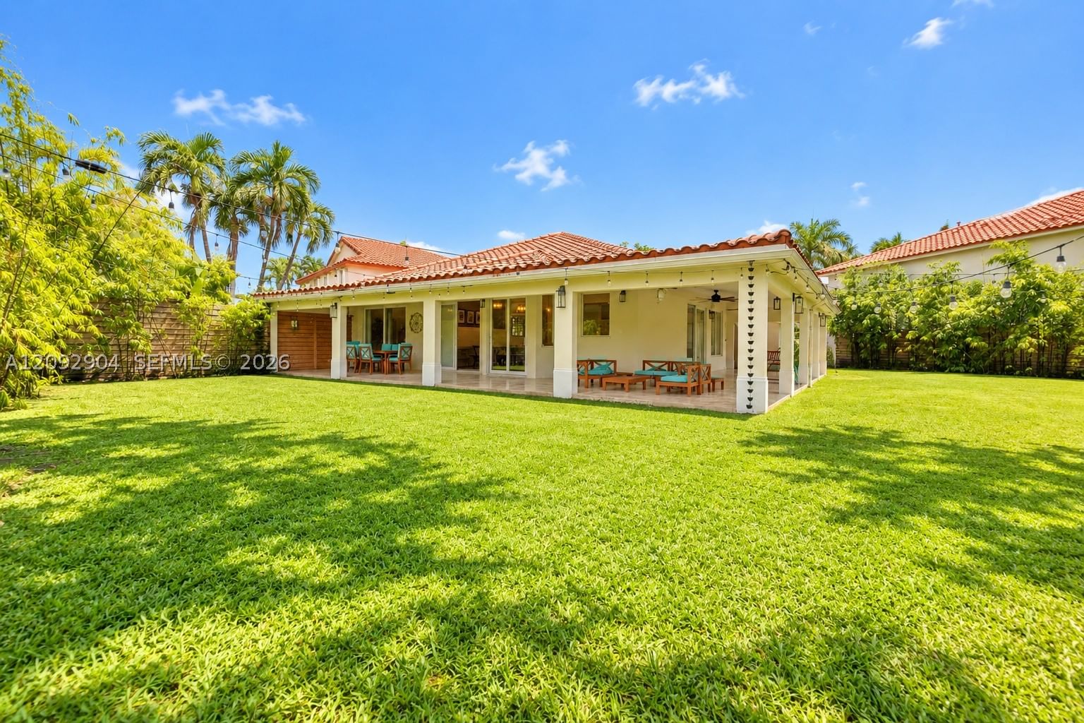Real estate property located at 10600 54th St, Miami-dade, Doral Sands, Doral, FL