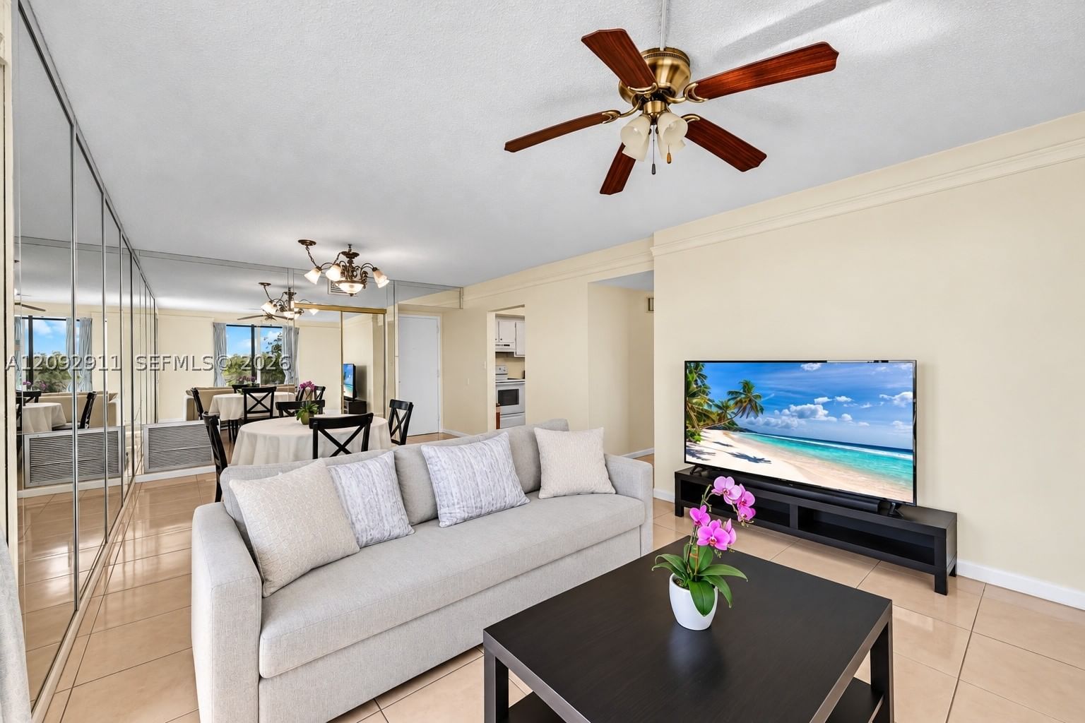 Real estate property located at 919 Hillcrest Dr #401, Broward, Hillcrest East No 20 Cond, Hollywood, FL