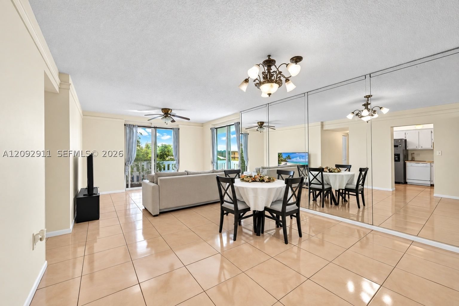 Real estate property located at 919 Hillcrest Dr #401, Broward, Hillcrest East No 20 Cond, Hollywood, FL