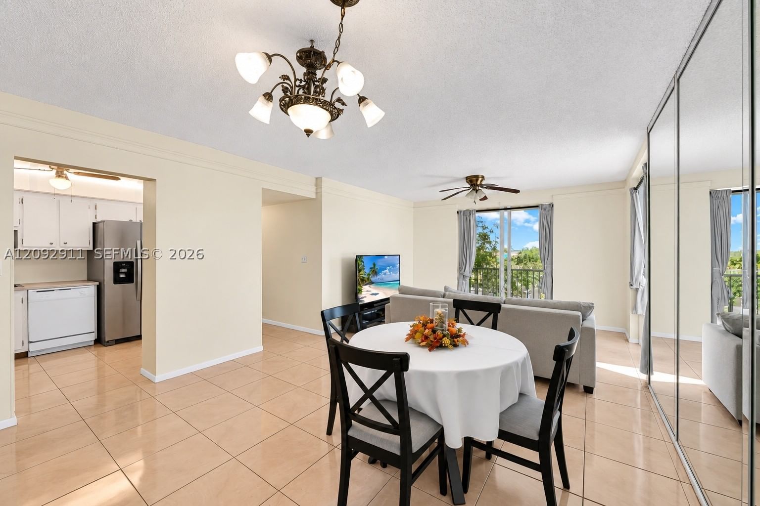Real estate property located at 919 Hillcrest Dr #401, Broward, Hillcrest East No 20 Cond, Hollywood, FL