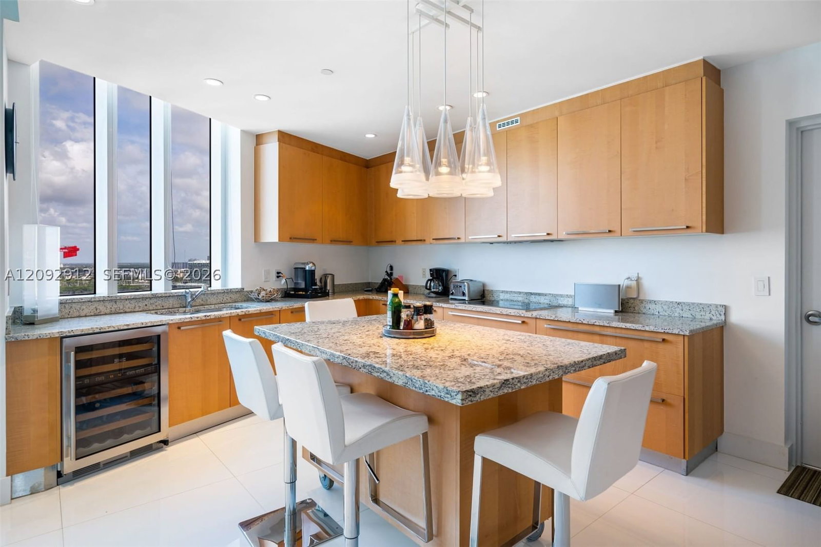 Real estate property located at 15811 Collins Ave #2006, Miami-dade, Tdr Tower Iii Condo, Sunny Isles Beach, FL