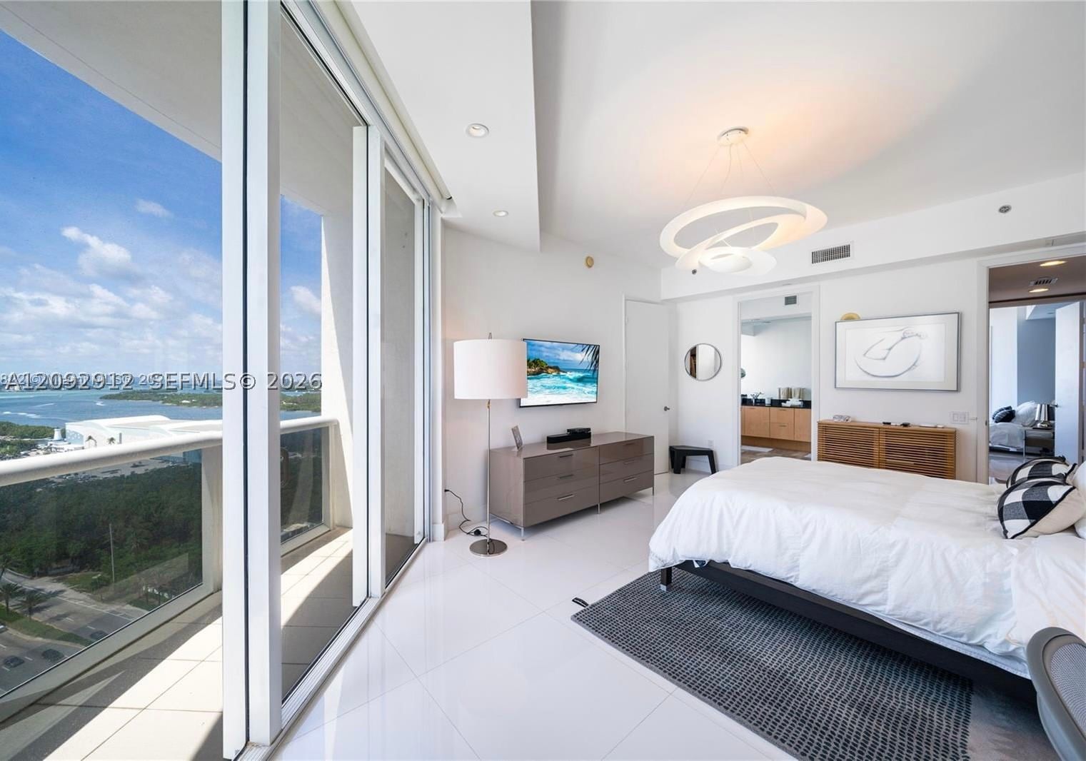 Real estate property located at 15811 Collins Ave #2006, Miami-dade, Tdr Tower Iii Condo, Sunny Isles Beach, FL
