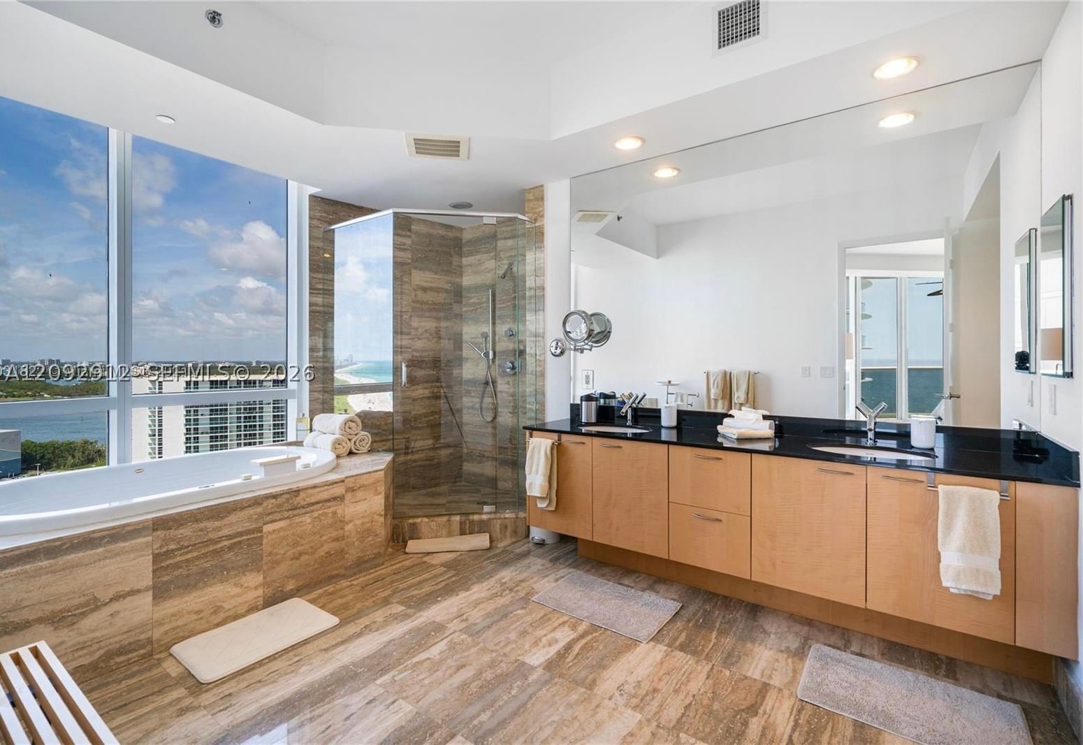 Real estate property located at 15811 Collins Ave #2006, Miami-dade, Tdr Tower Iii Condo, Sunny Isles Beach, FL