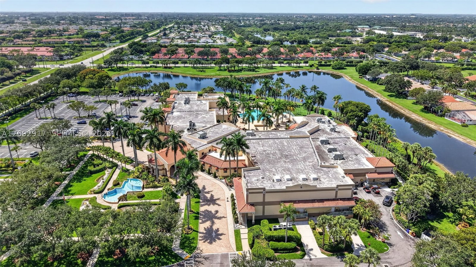 Real estate property located at 6423 Pebble Creek Way, Palm Beach, Coral Lakes 2/regency Cove, Boynton Beach, FL