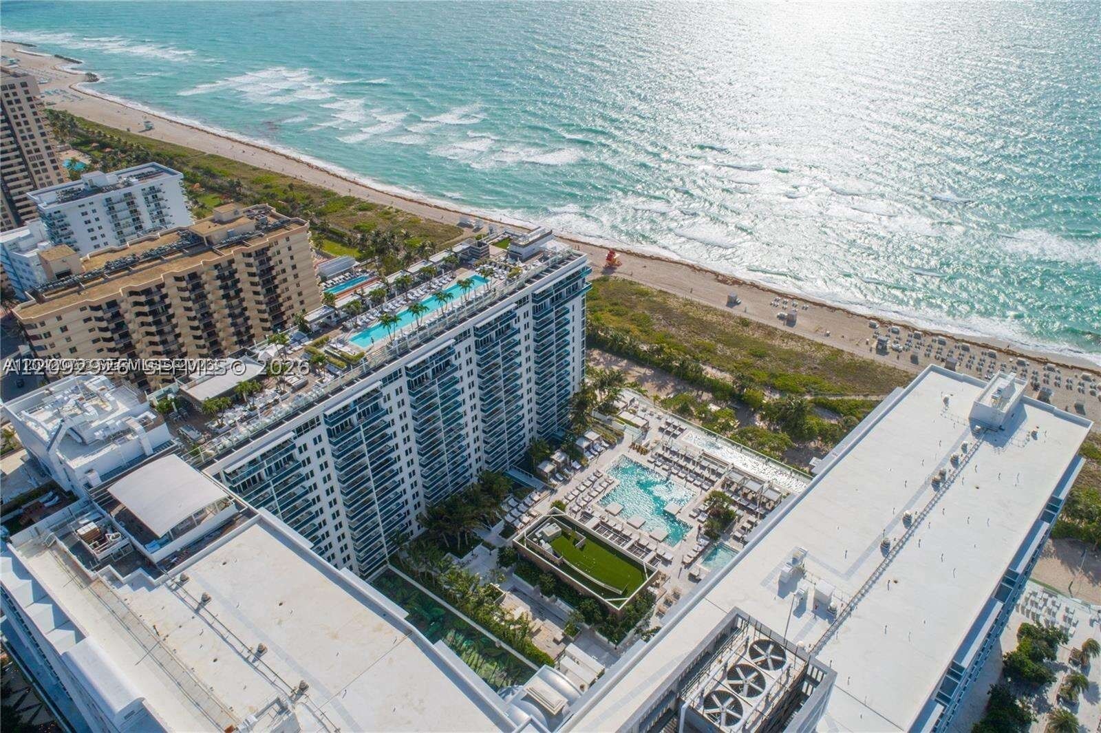 Real estate property located at 2301 Collins Ave #1019, Miami-dade, Roney Palace Condo, Miami Beach, FL