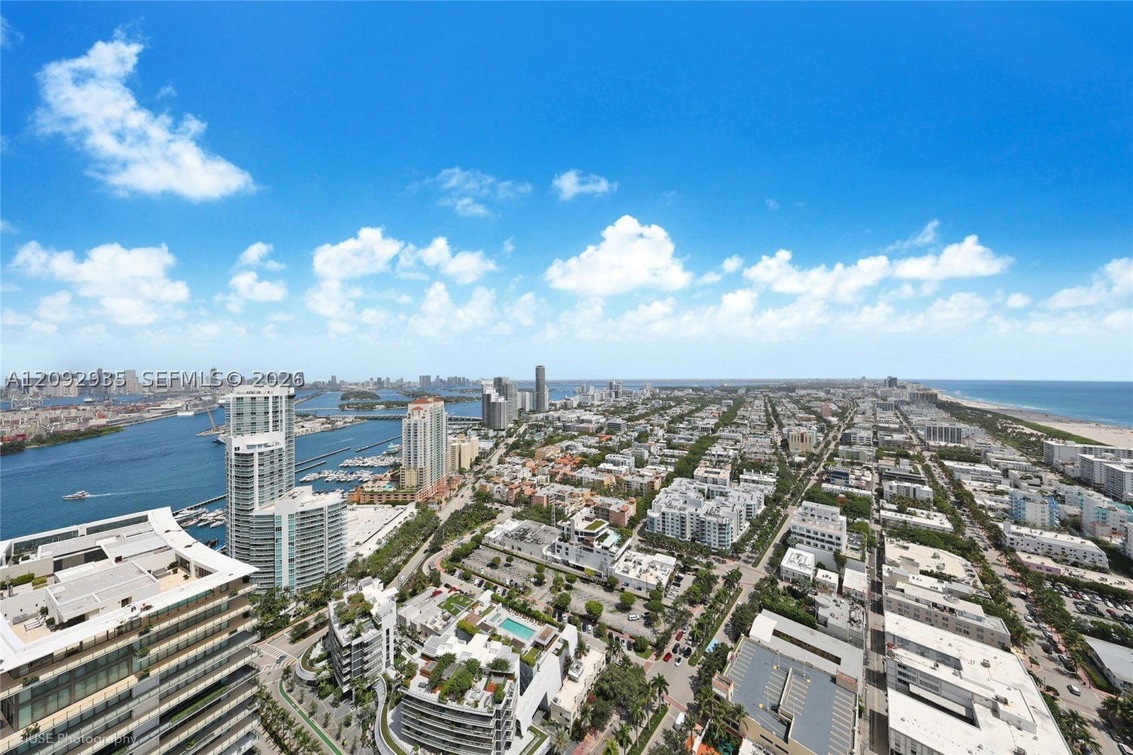 Real estate property located at 300 Pointe Dr #4206, Miami-dade, Portofino Tower Condo, Miami Beach, FL
