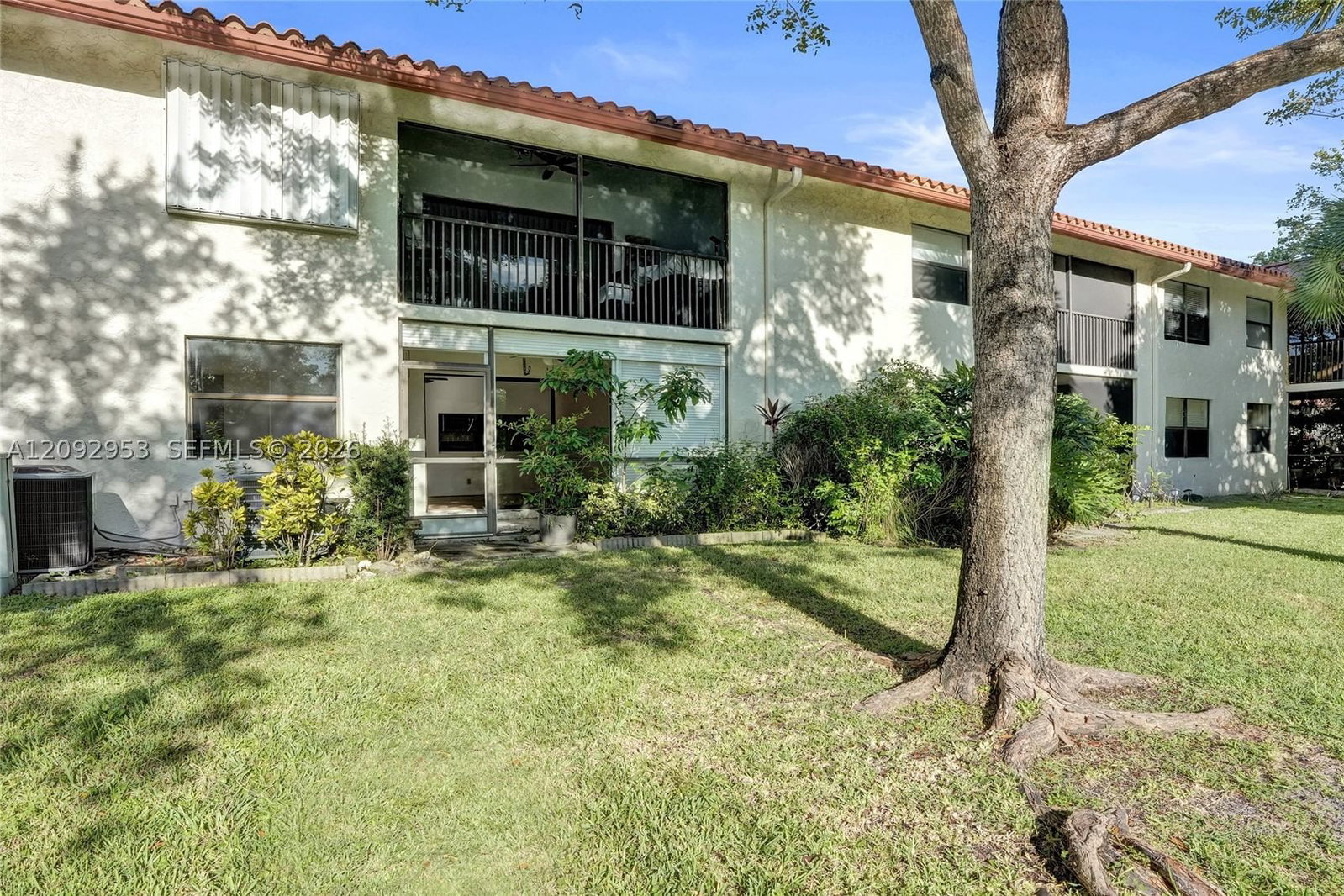 Real estate property located at 105 Liberty Ct, Broward, Liberty Square Condo, Deerfield Beach, FL