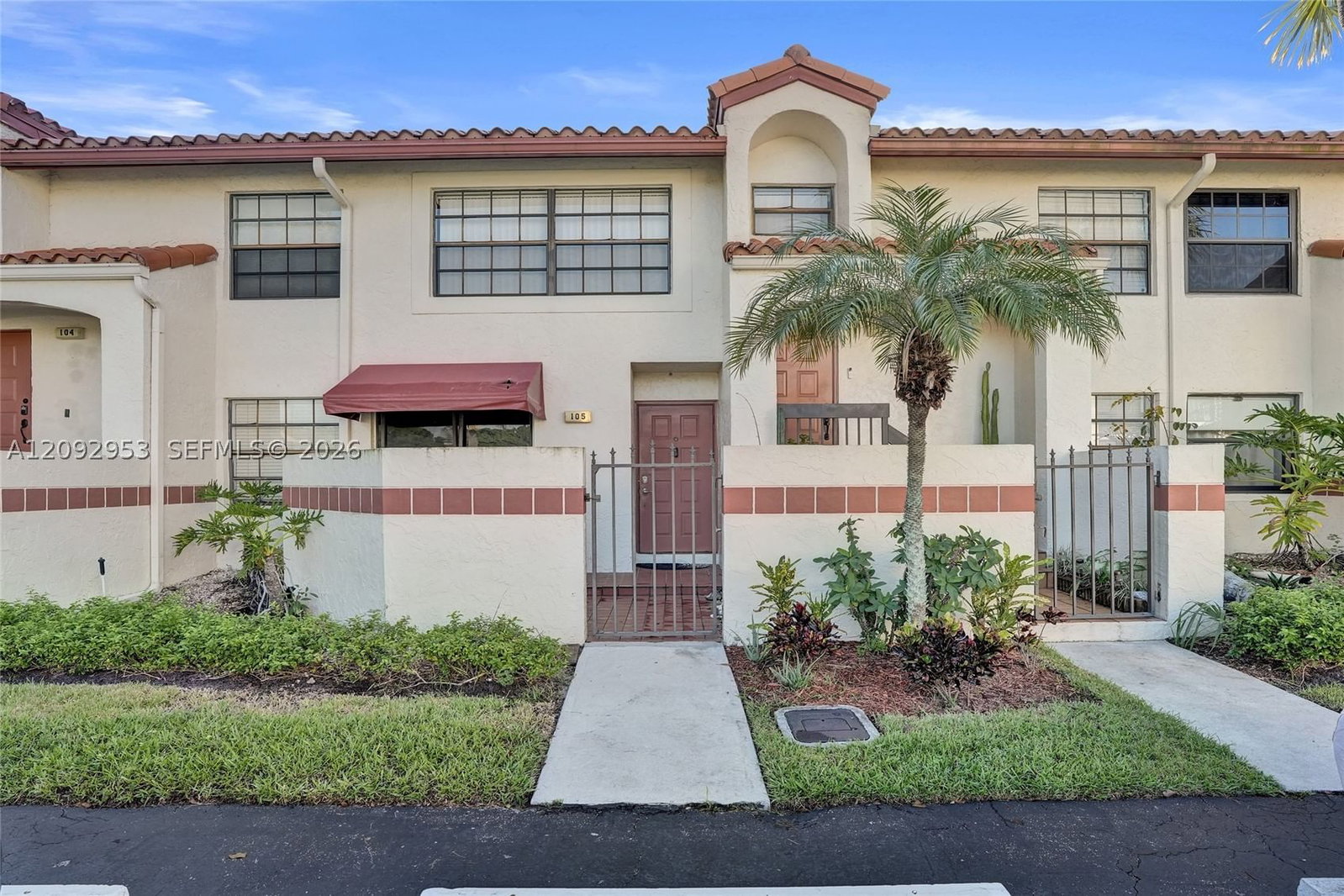 Real estate property located at 105 Liberty Ct, Broward, Liberty Square Condo, Deerfield Beach, FL