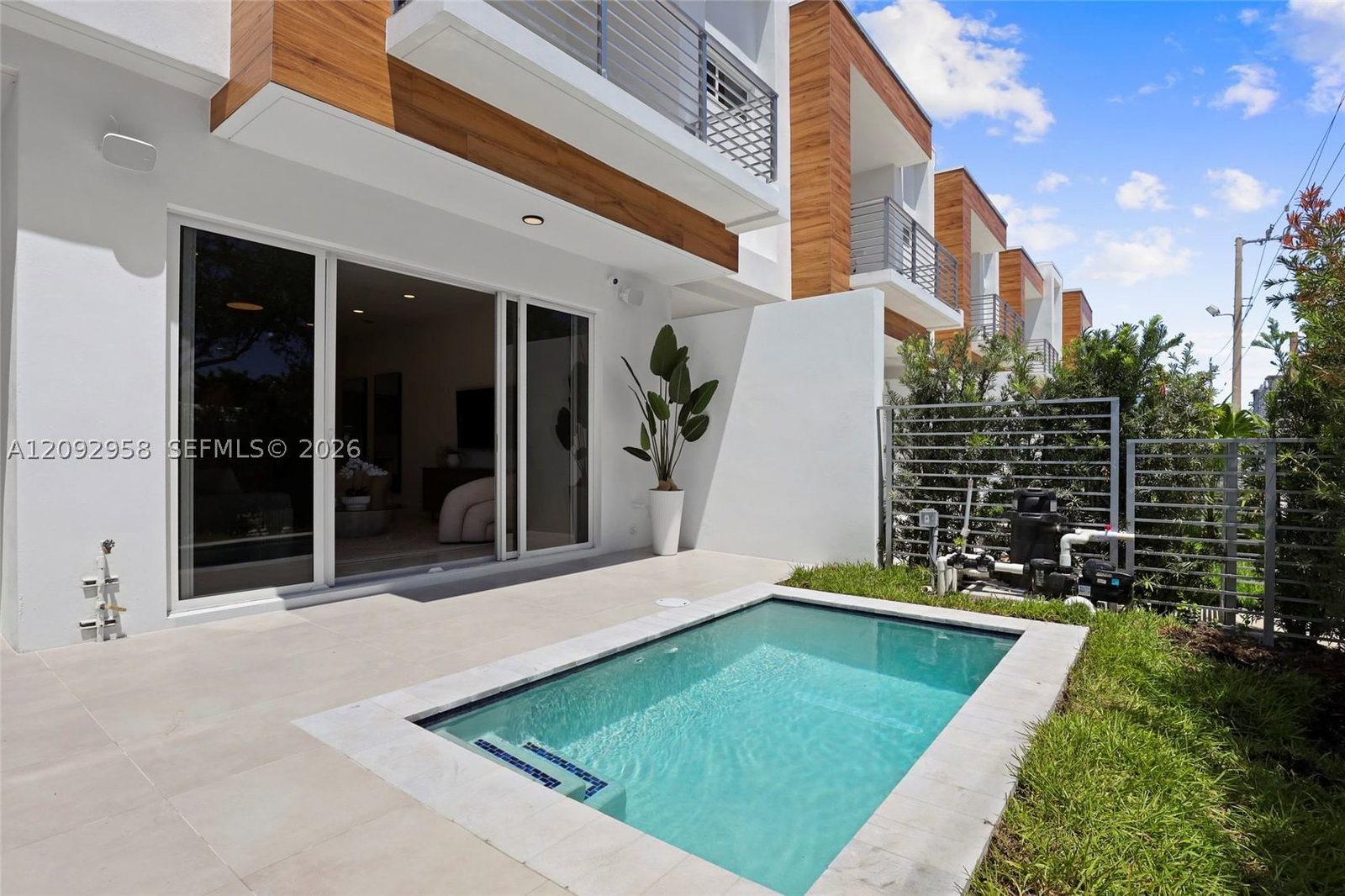 Real estate property located at 1805 13 ST, Broward, Galleria Villages, Fort Lauderdale, FL