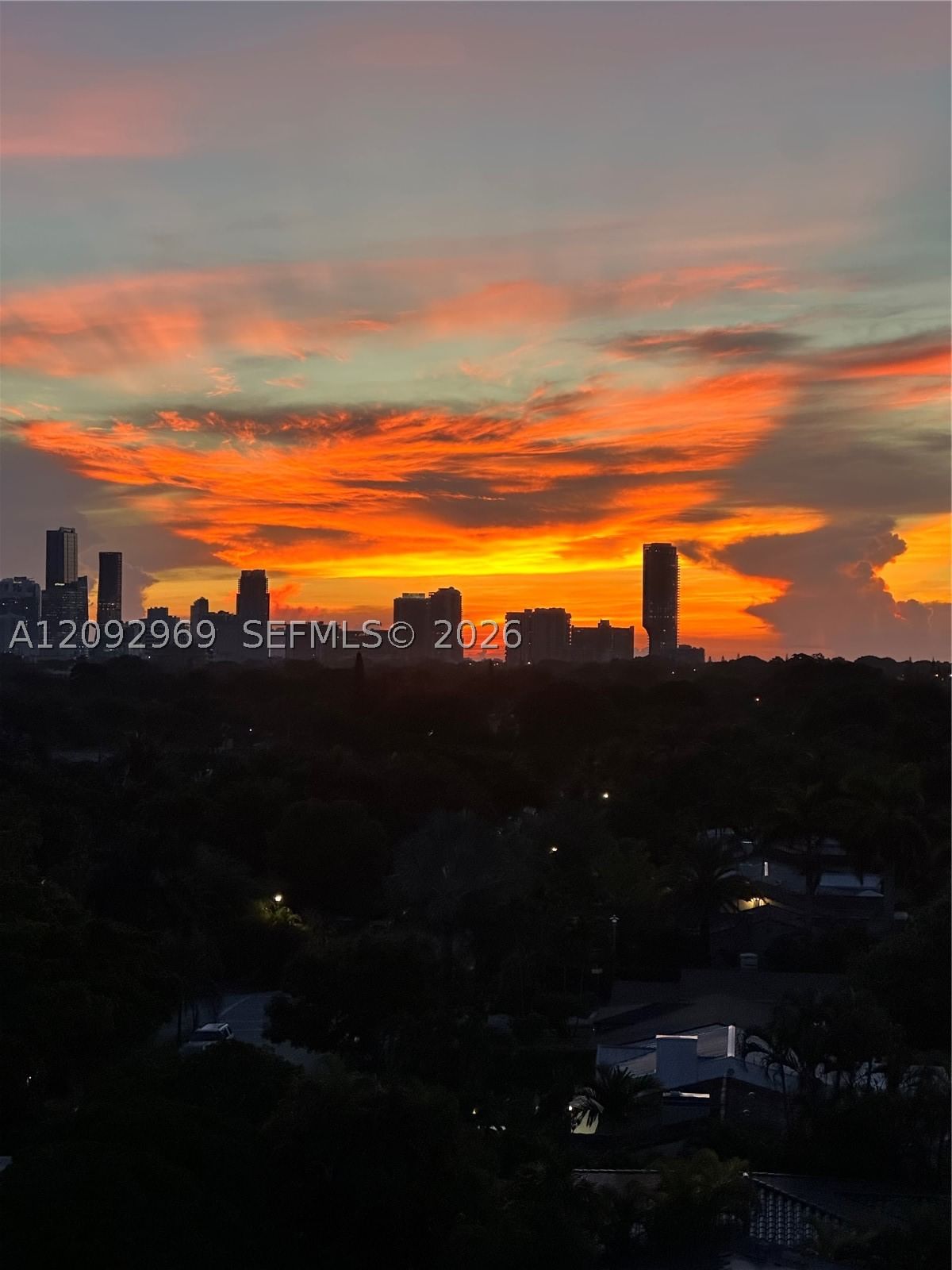 Real estate property located at 2425 27th Ave #704, Miami-dade, Catalonia Condo, Miami, FL