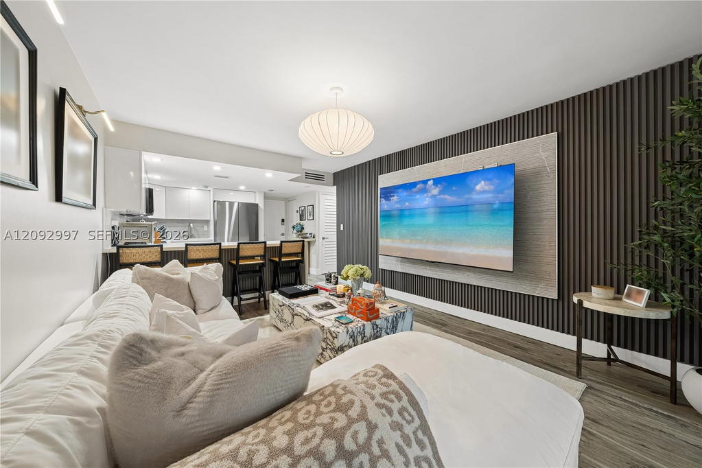 Real estate property located at 14601 Kendall Dr #206K, Miami-dade, Promenade At Kendale Lake, Miami, FL