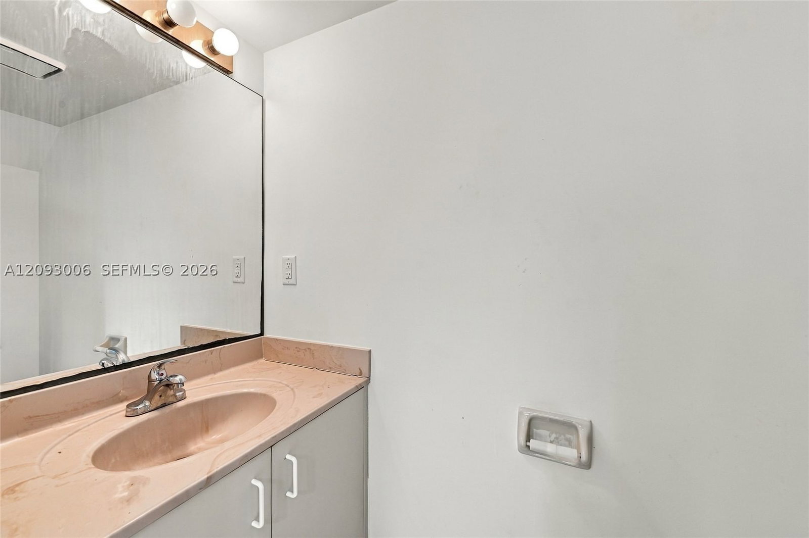 Real estate property located at 1301 5th Ct, Broward, U S Lend Lease Plat No On, Dania Beach, FL