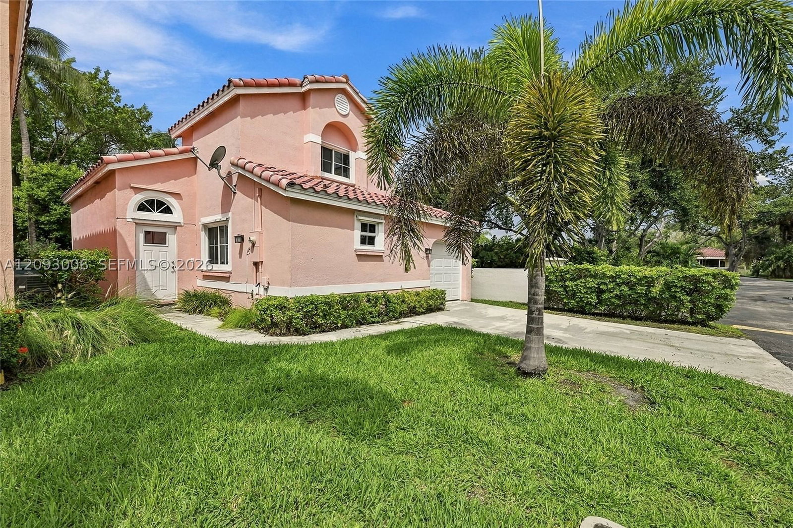 Real estate property located at 1301 5th Ct, Broward, U S Lend Lease Plat No On, Dania Beach, FL