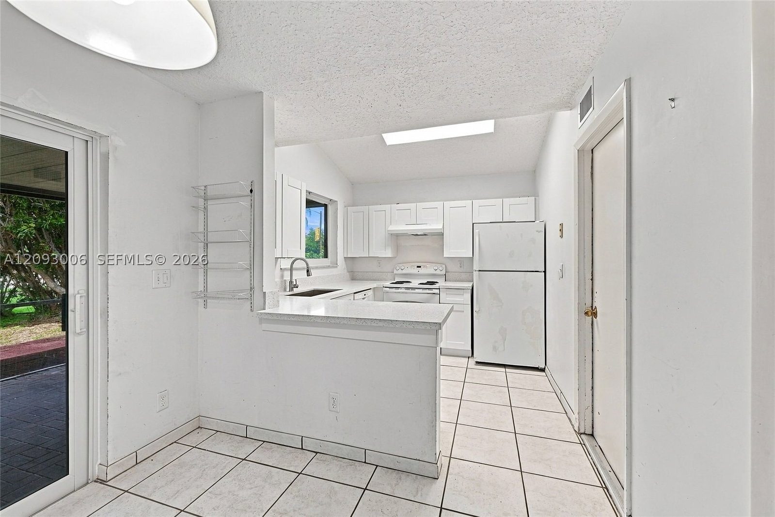 Real estate property located at 1301 5th Ct, Broward, U S Lend Lease Plat No On, Dania Beach, FL