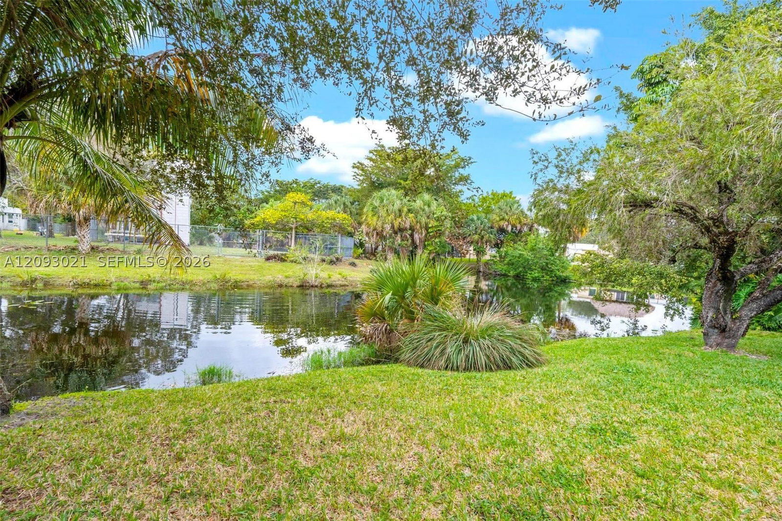 Real estate property located at 10729 La Placida Dr #3-4, Broward, La Placida Section 1 Cond, Coral Springs, FL
