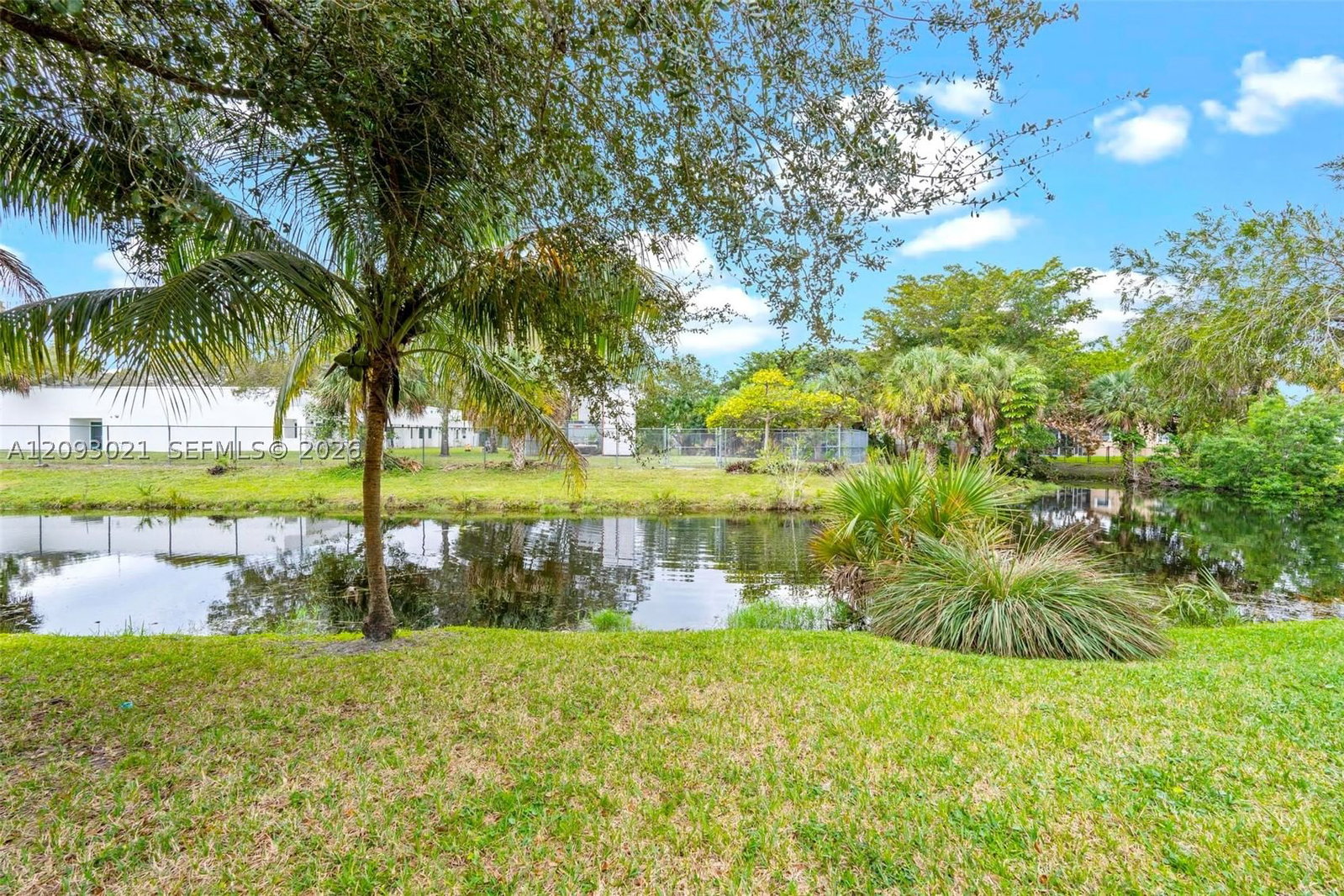 Real estate property located at 10729 La Placida Dr #3-4, Broward, La Placida Section 1 Cond, Coral Springs, FL