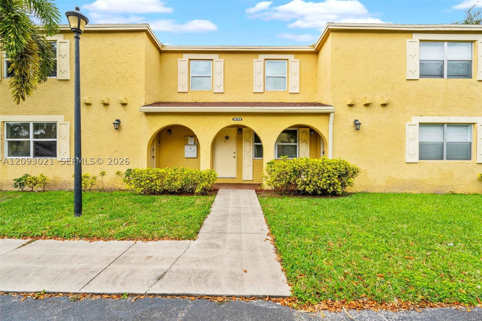 Real estate property located at 10729 La Placida Dr #3-4, Broward, La Placida Section 1 Cond, Coral Springs, FL