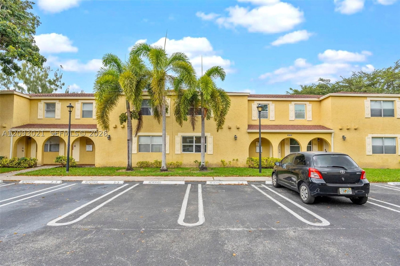 Real estate property located at 10729 La Placida Dr #3-4, Broward, La Placida Section 1 Cond, Coral Springs, FL