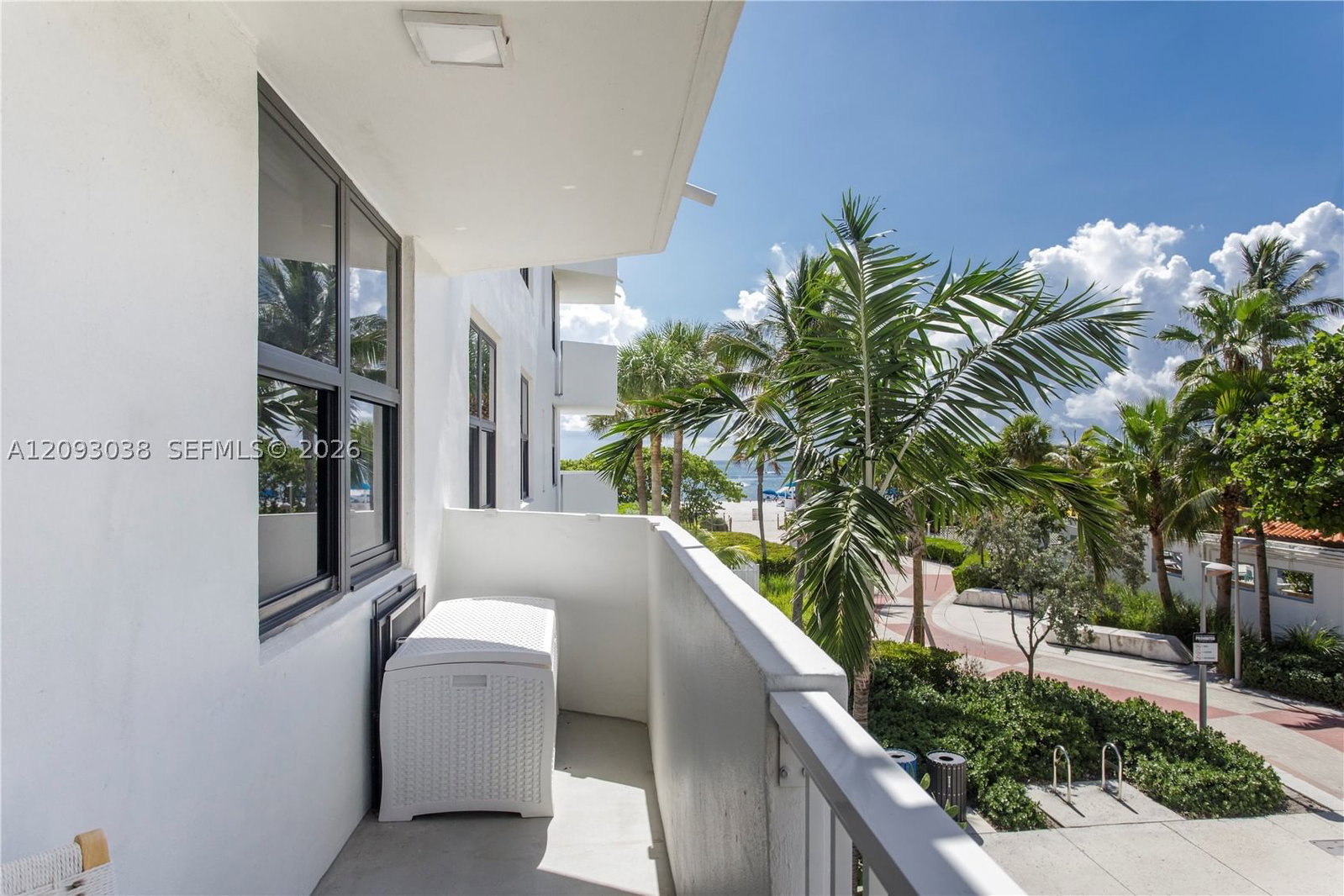 Real estate property located at 4301 Collins Ave #207, Miami-dade, Vendome Place Condo, Miami Beach, FL