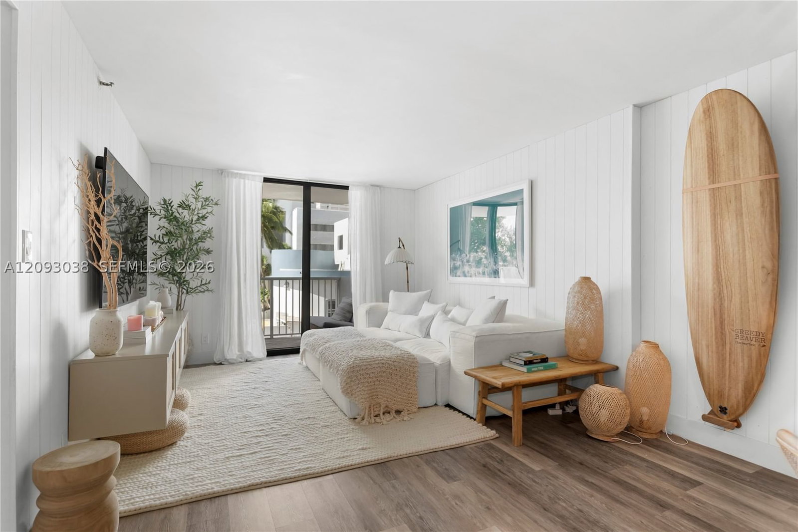 Real estate property located at 4301 Collins Ave #207, Miami-dade, Vendome Place Condo, Miami Beach, FL