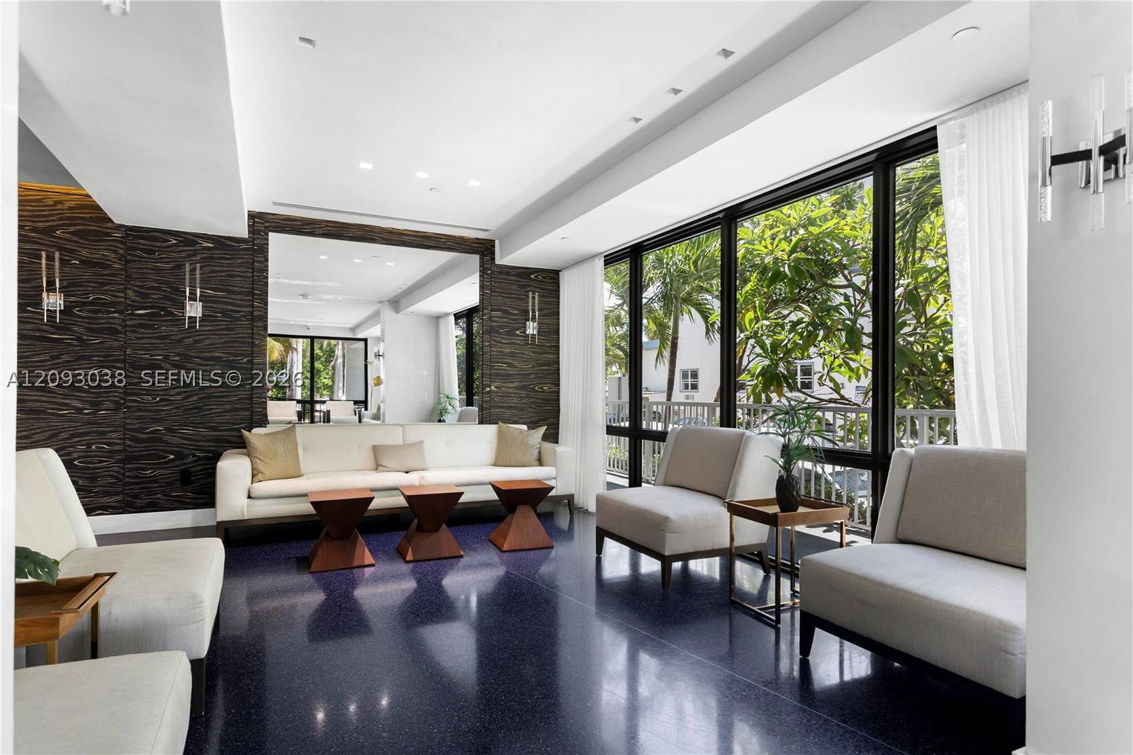 Real estate property located at 4301 Collins Ave #207, Miami-dade, Vendome Place Condo, Miami Beach, FL