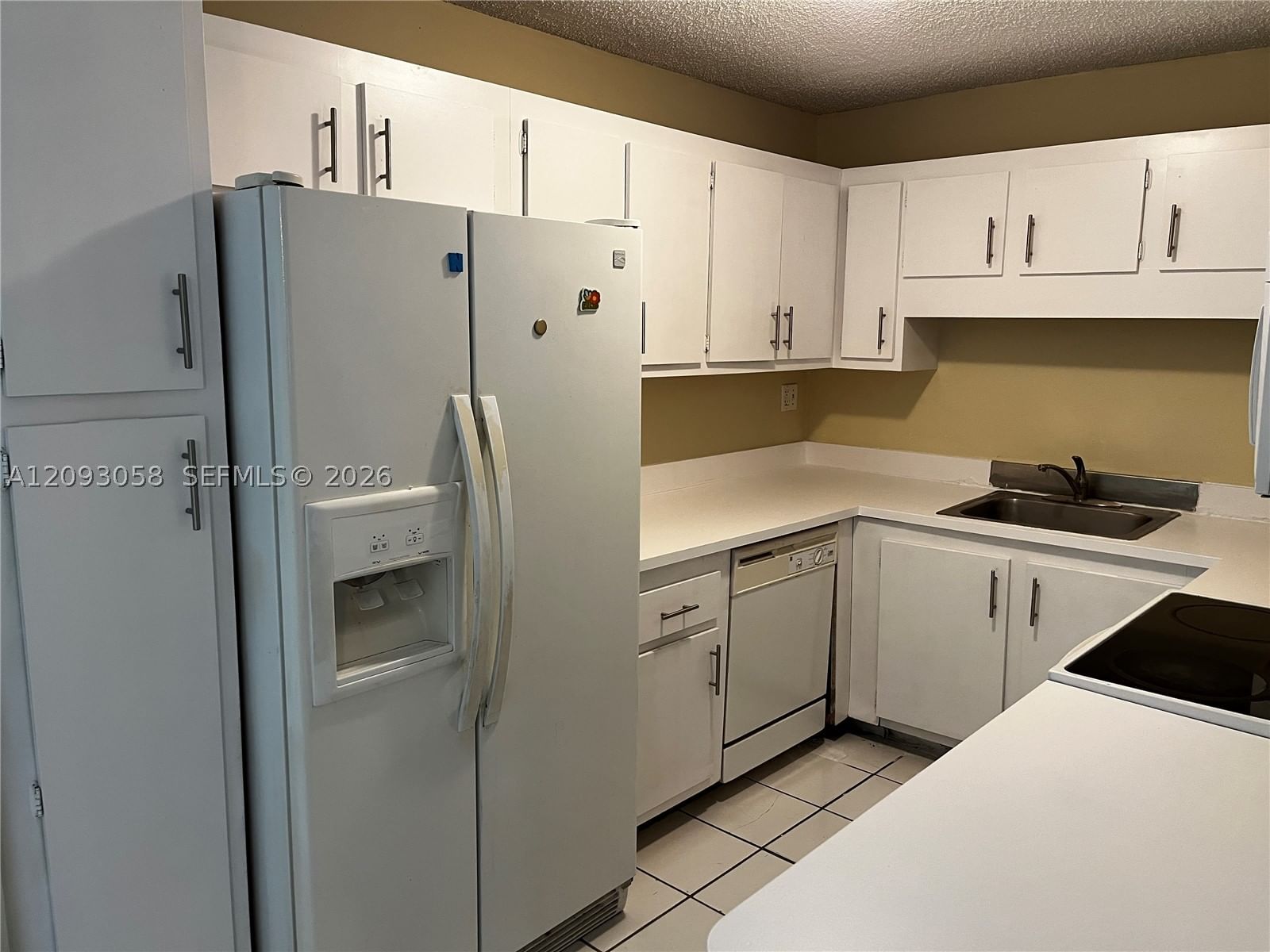 Real estate property located at 3674 111th Ave, Broward, Welleby Nw Quadrant, Sunrise, FL