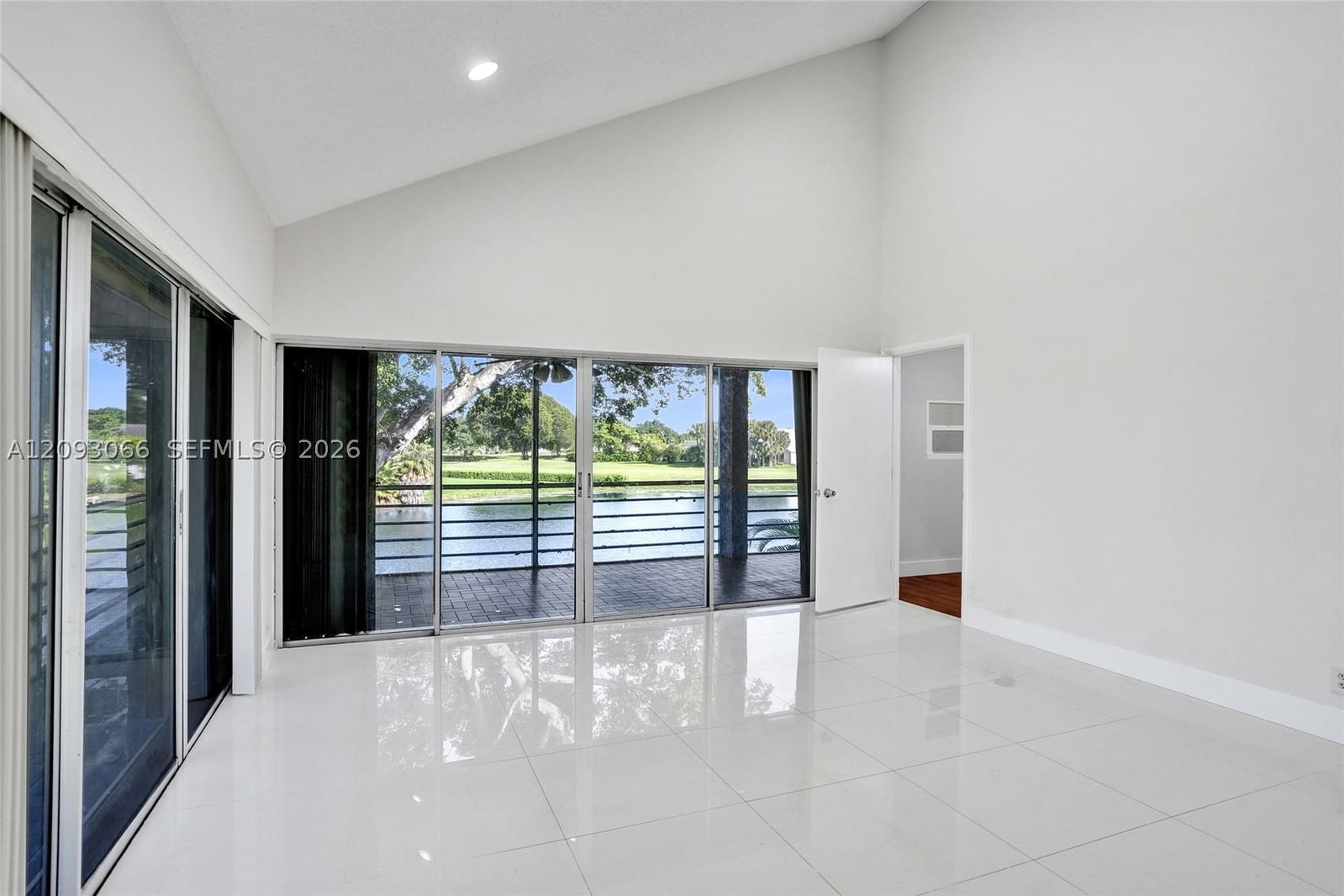 Real estate property located at 7581 86th Ter #201, Broward, Woodmont Apt Homes 67a, Tamarac, FL