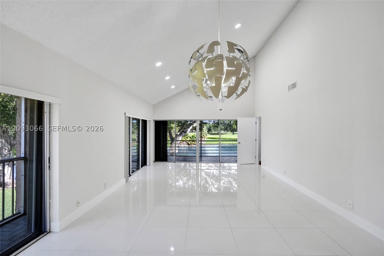 Real estate property located at 7581 86th Ter #201, Broward, Woodmont Apt Homes 67a, Tamarac, FL