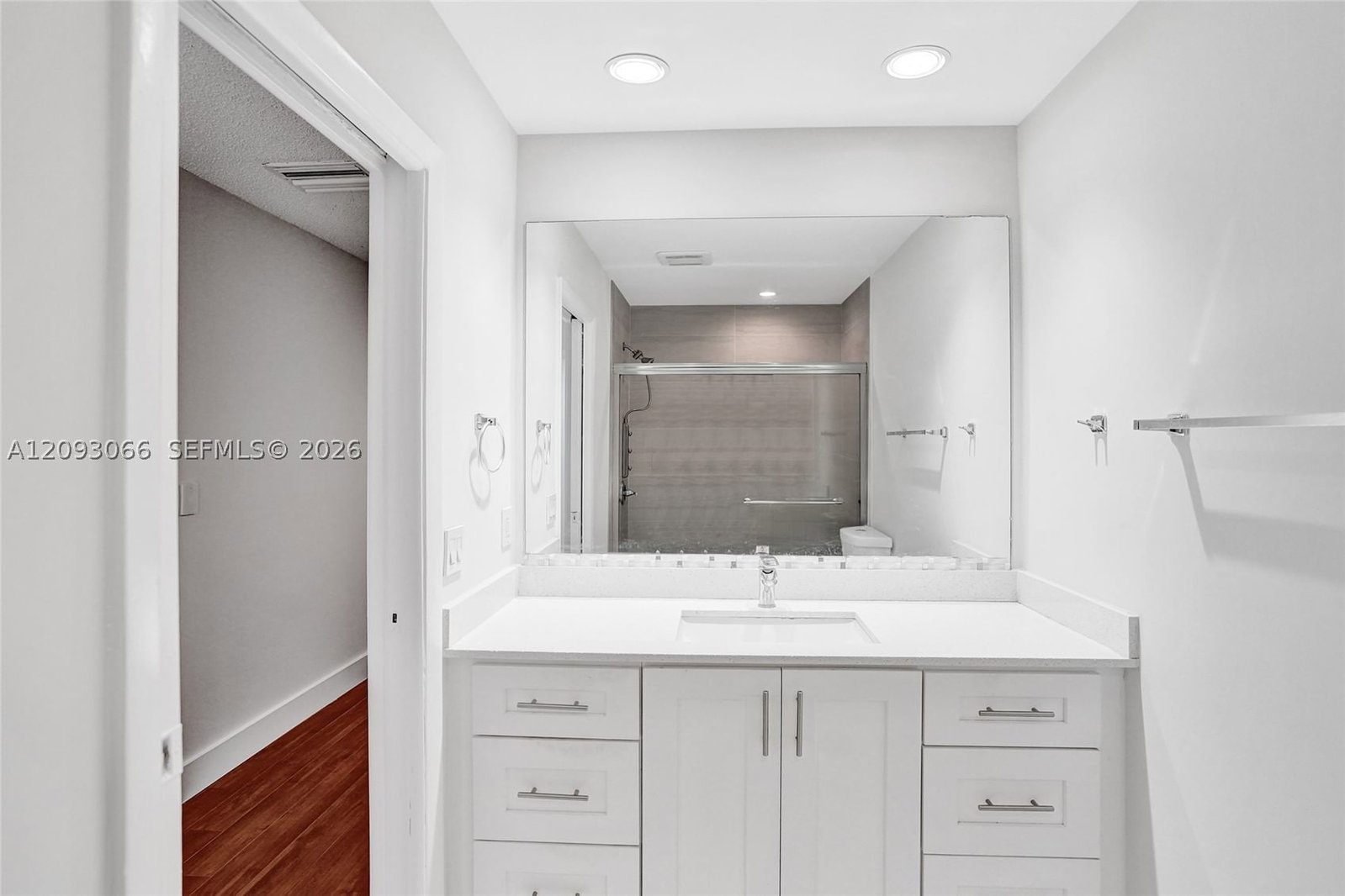 Real estate property located at 7581 86th Ter #201, Broward, Woodmont Apt Homes 67a, Tamarac, FL