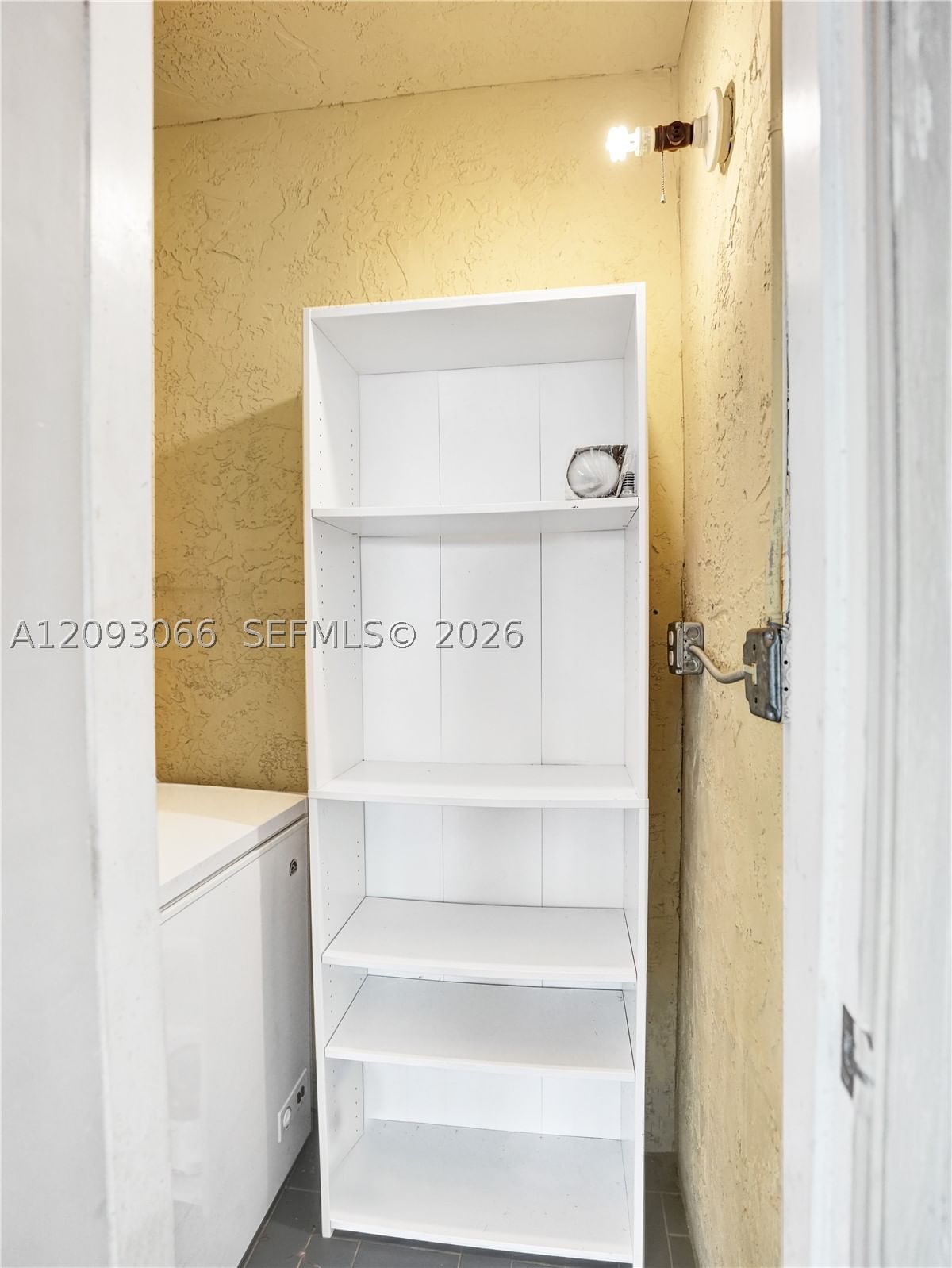 Real estate property located at 7581 86th Ter #201, Broward, Woodmont Apt Homes 67a, Tamarac, FL
