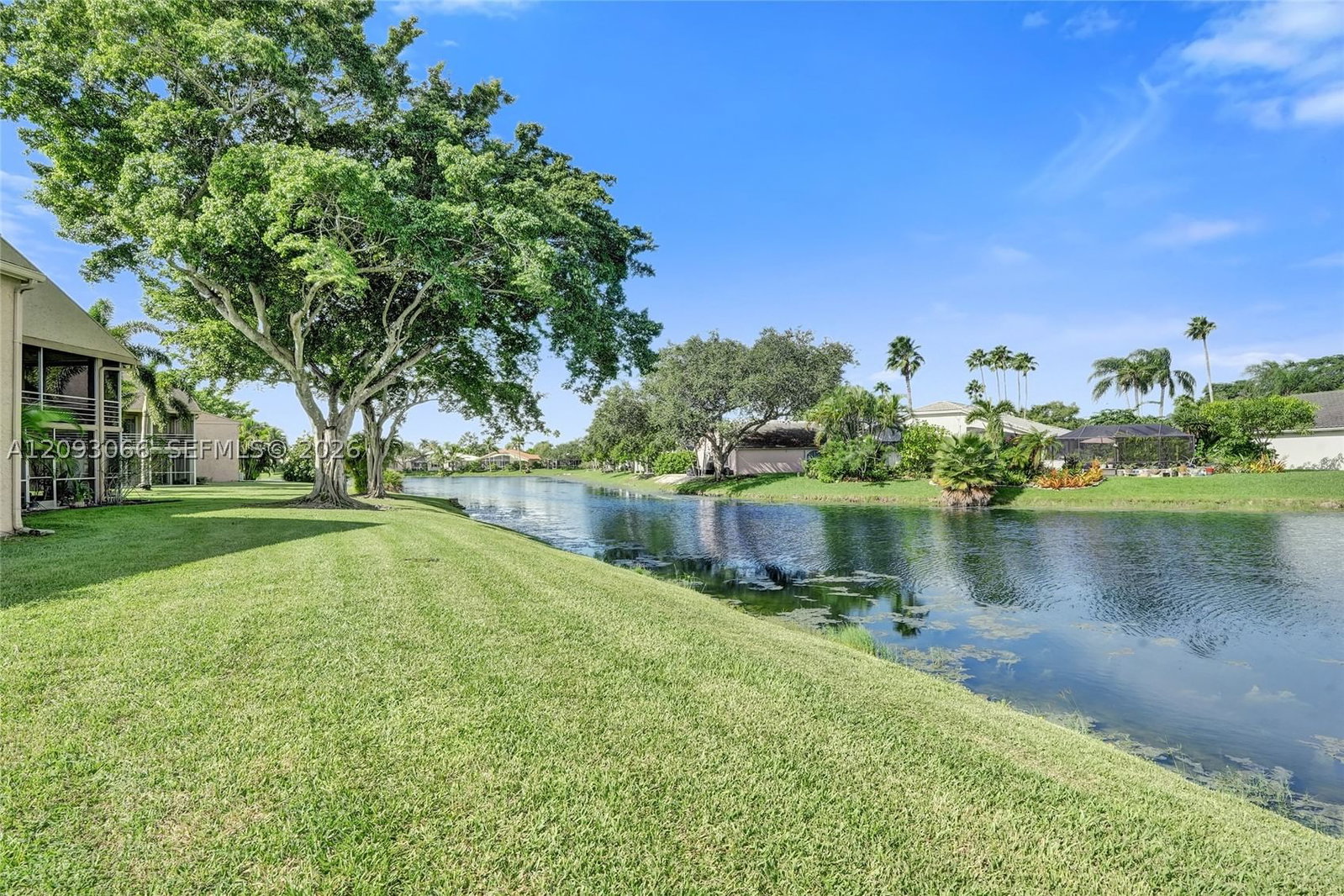 Real estate property located at 7581 86th Ter #201, Broward, Woodmont Apt Homes 67a, Tamarac, FL