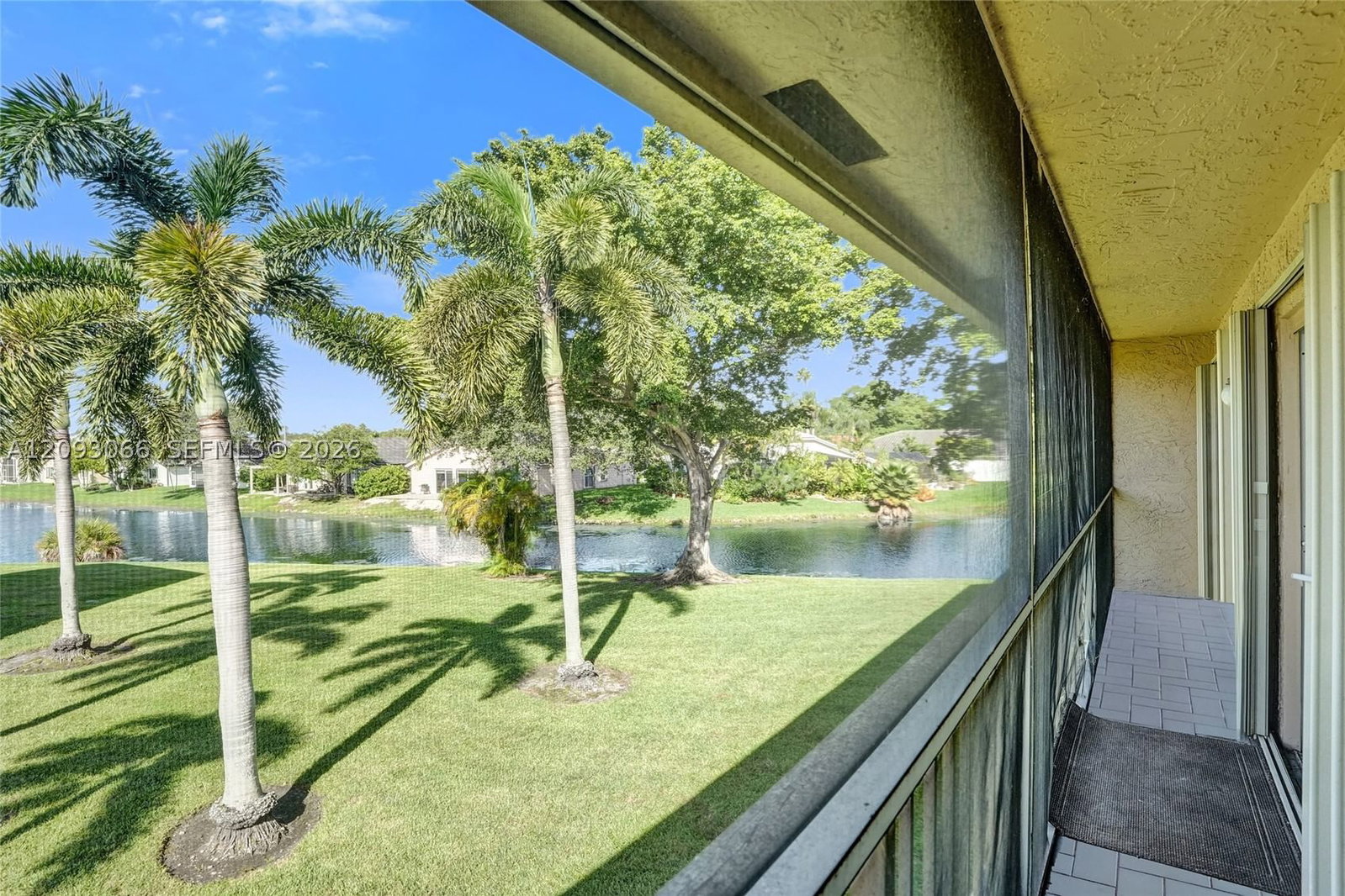 Real estate property located at 7581 86th Ter #201, Broward, Woodmont Apt Homes 67a, Tamarac, FL