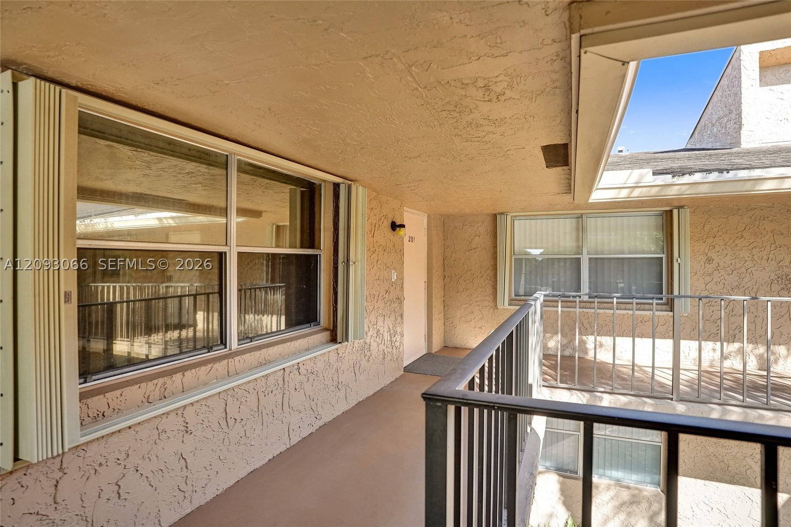 Real estate property located at 7581 86th Ter #201, Broward, Woodmont Apt Homes 67a, Tamarac, FL