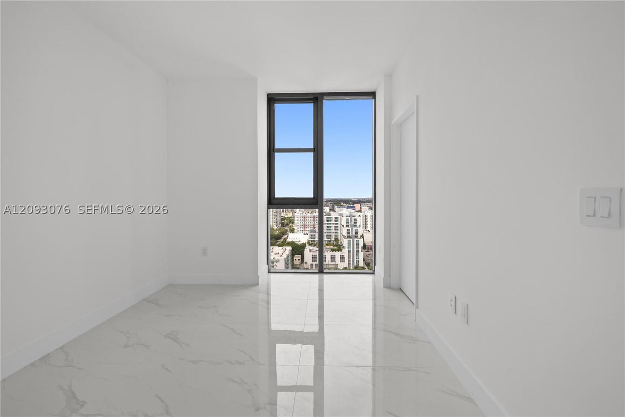 Real estate property located at 700 24th St #2201, Miami-dade, Aria Reserve, Miami, FL