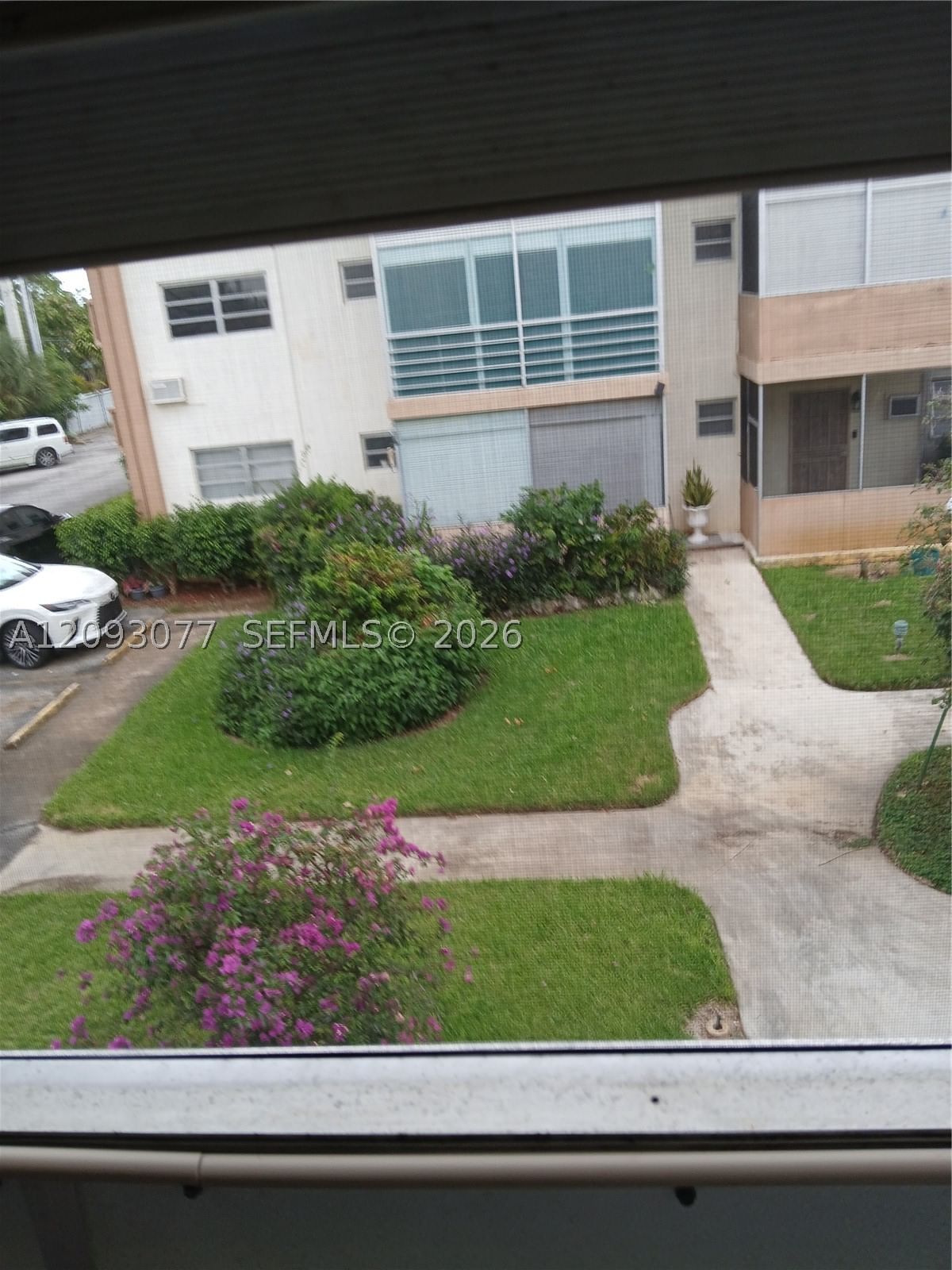 Real estate property located at 17001 13th Ave #203, Miami-dade, Mar-len Gardens No 5 Corp, Miami, FL