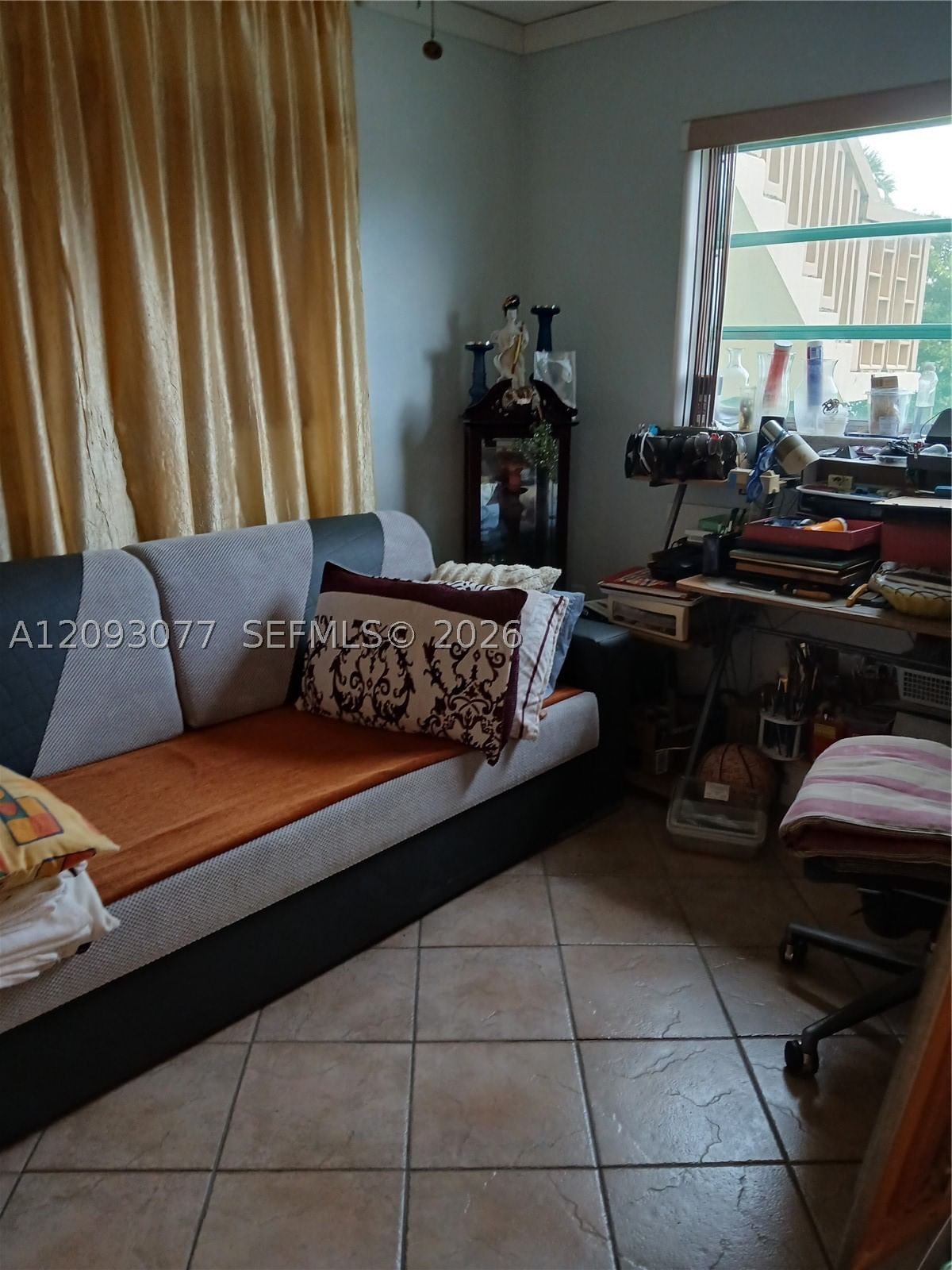 Real estate property located at 17001 13th Ave #203, Miami-dade, Mar-len Gardens No 5 Corp, Miami, FL
