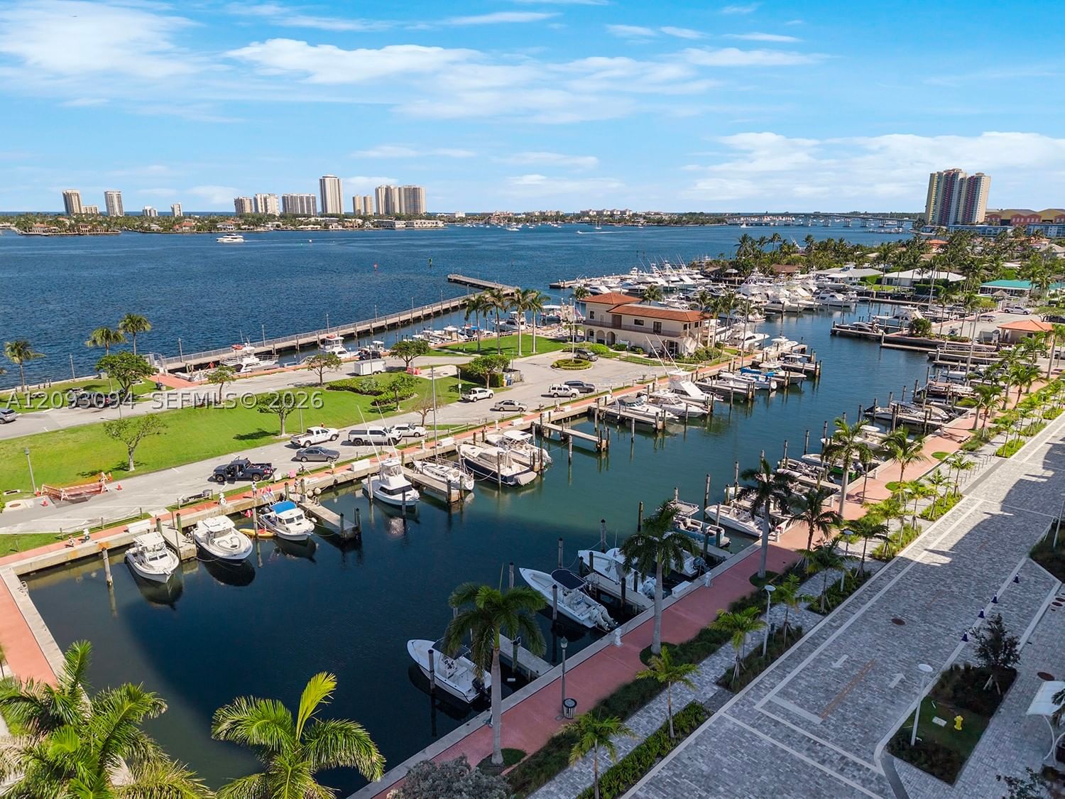Real estate property located at 220 Lake Shore Dr #1512, Palm Beach, Nautilus 220 Condo, West Palm Beach, FL