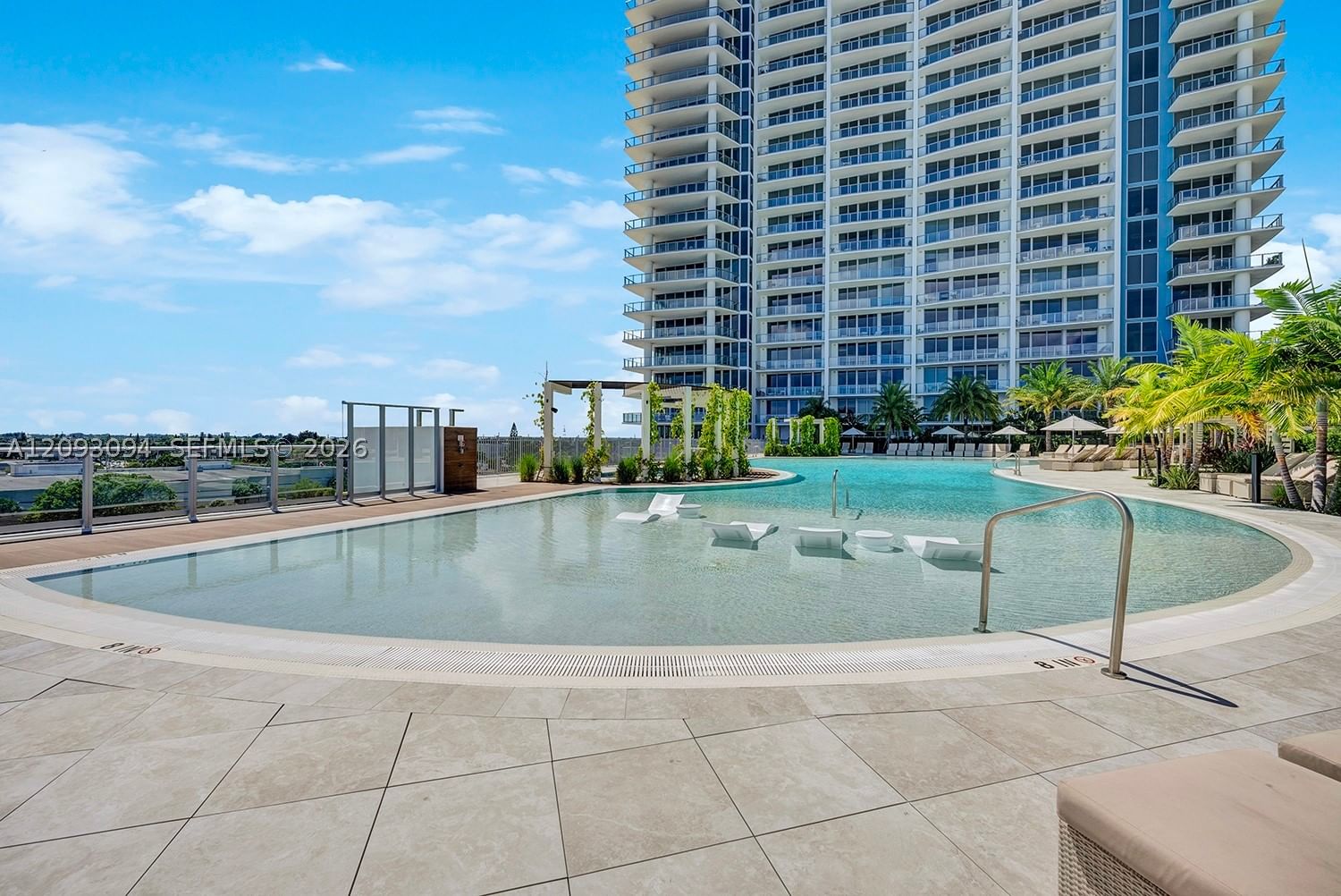 Real estate property located at 220 Lake Shore Dr #1512, Palm Beach, Nautilus 220 Condo, West Palm Beach, FL