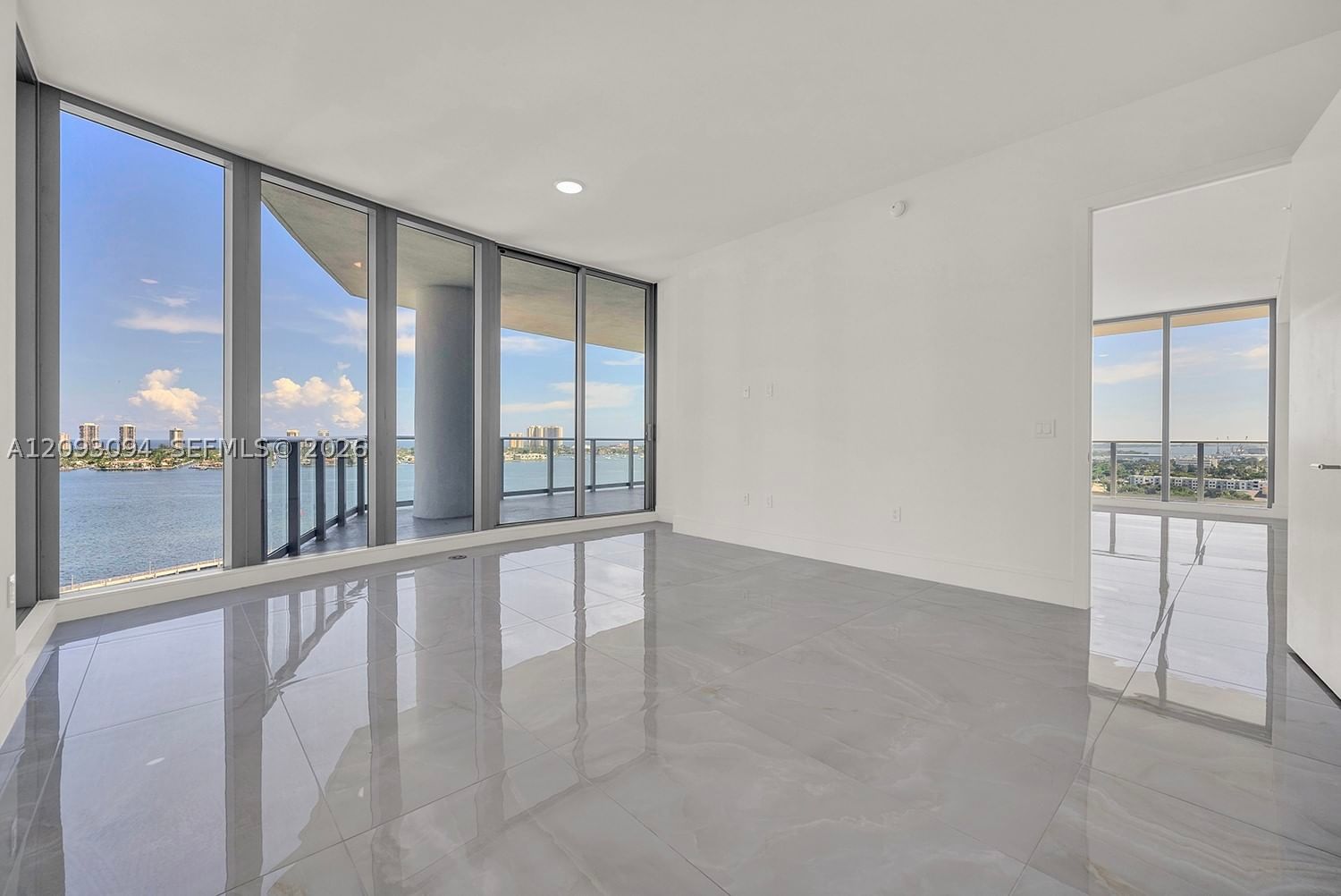 Real estate property located at 220 Lake Shore Dr #1512, Palm Beach, Nautilus 220 Condo, West Palm Beach, FL