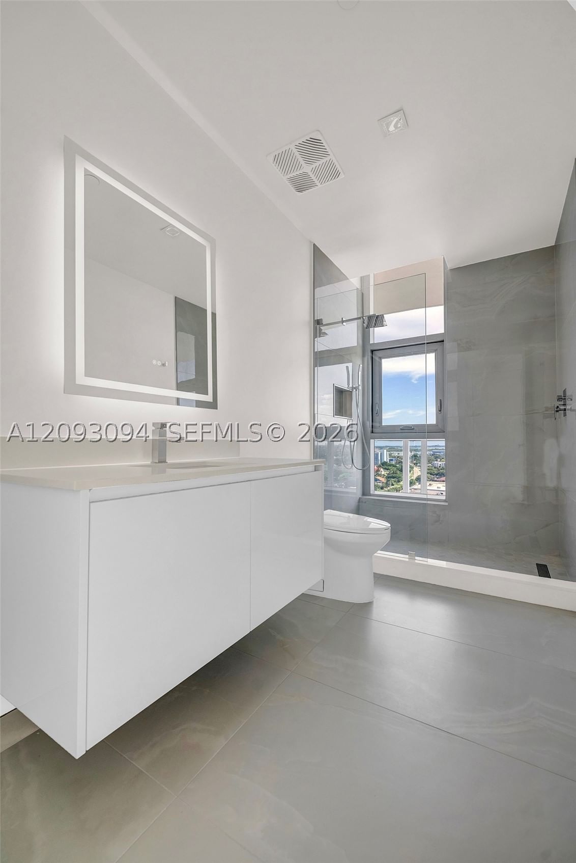 Real estate property located at 220 Lake Shore Dr #1512, Palm Beach, Nautilus 220 Condo, West Palm Beach, FL