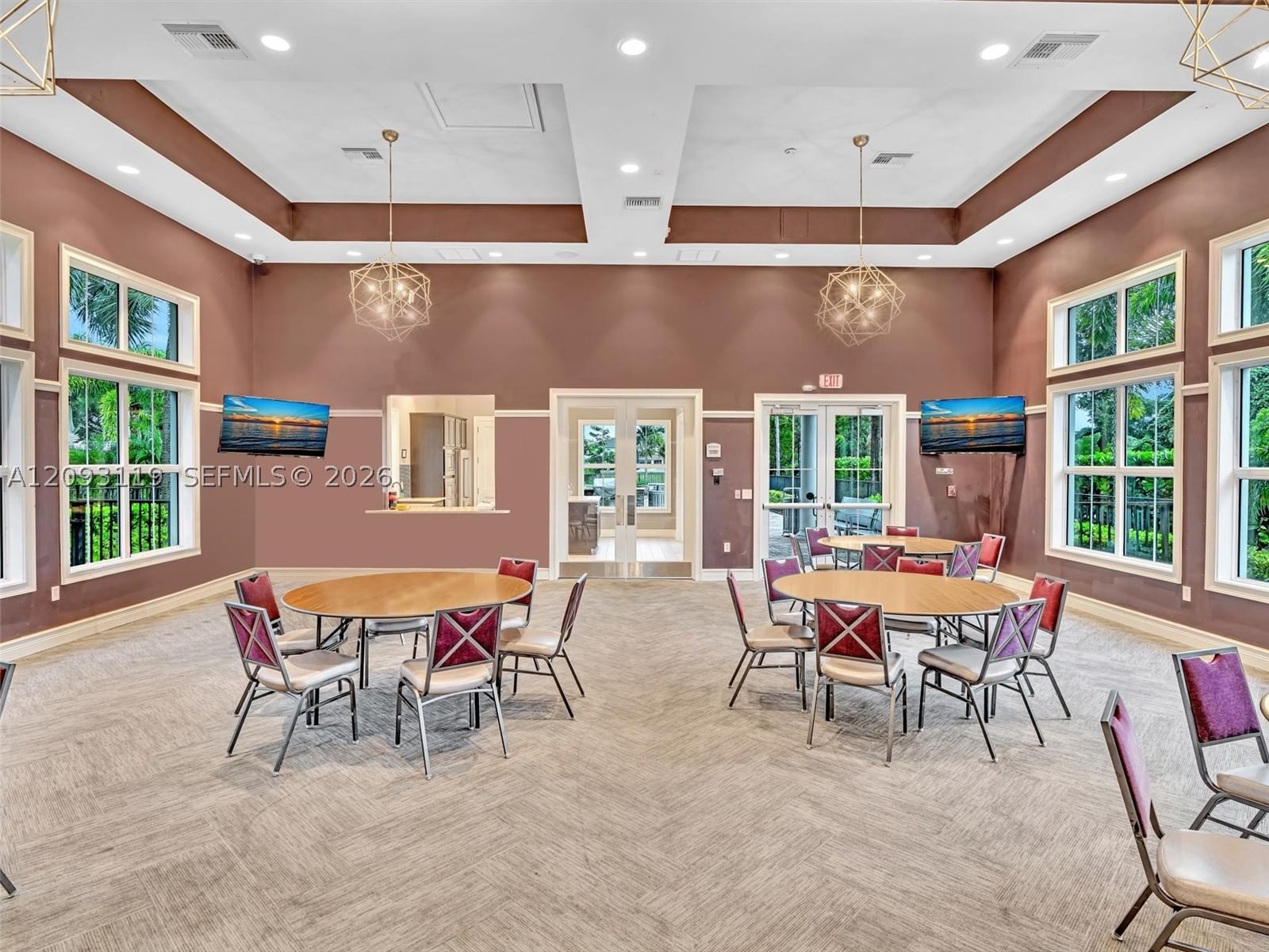 Real estate property located at 4400 Hillcrest Dr #603B, Broward, Hillcrest No 21 Condo, Hollywood, FL
